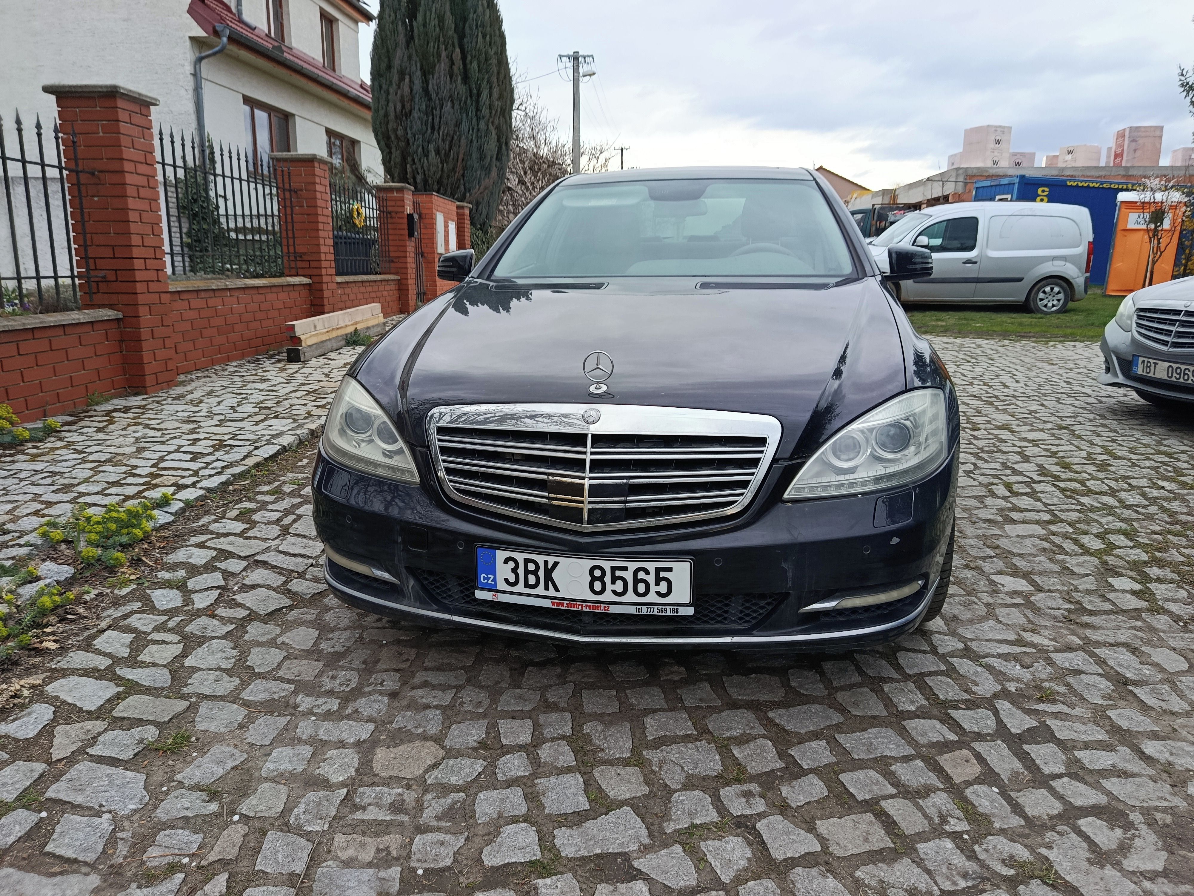Mercedes-Benz Třídy S, BlueTec 4matic - fotka 5