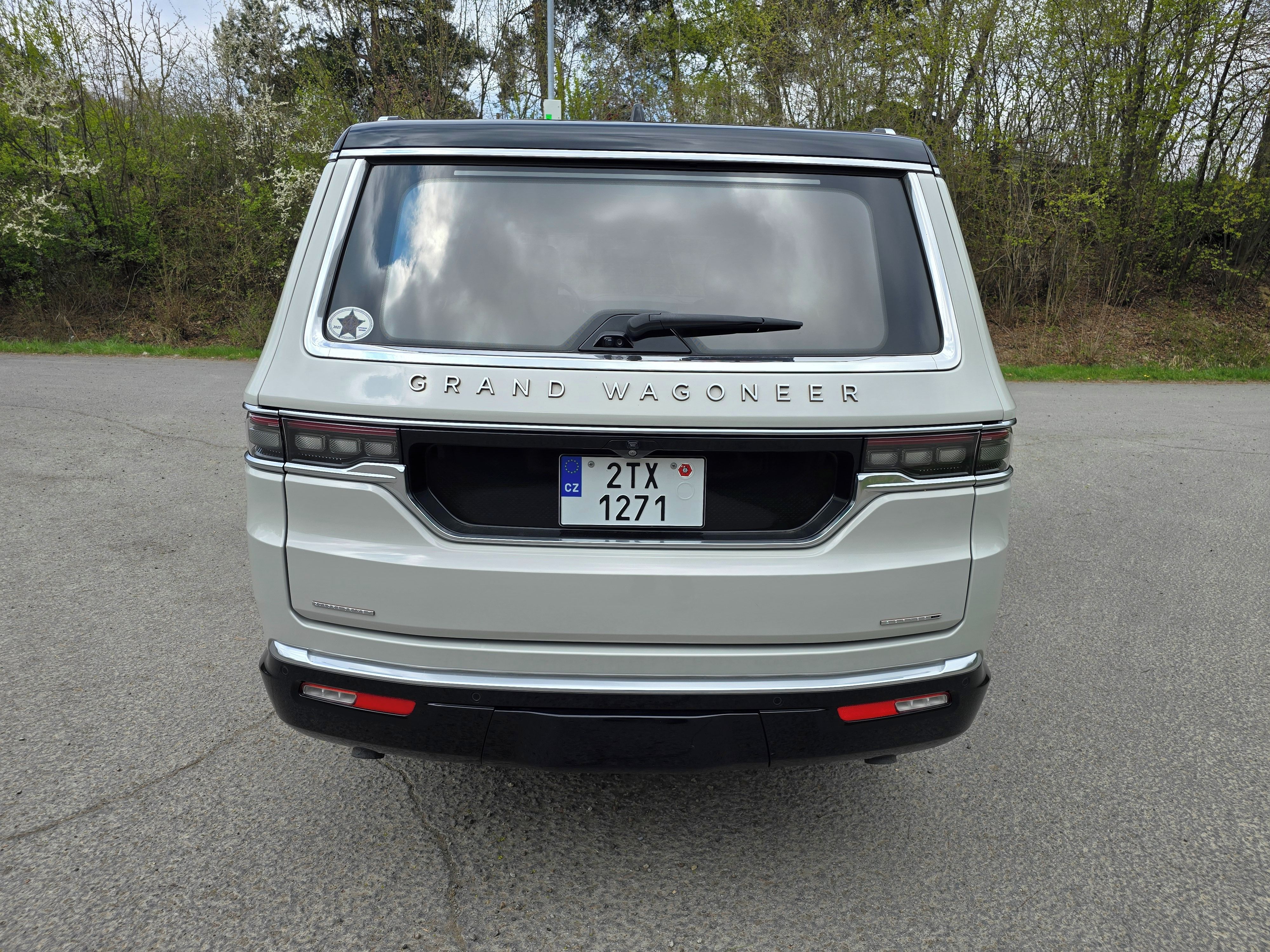 Jeep Grand Wagoneer, Nebourané Series III, LPG, DPH - fotka 4