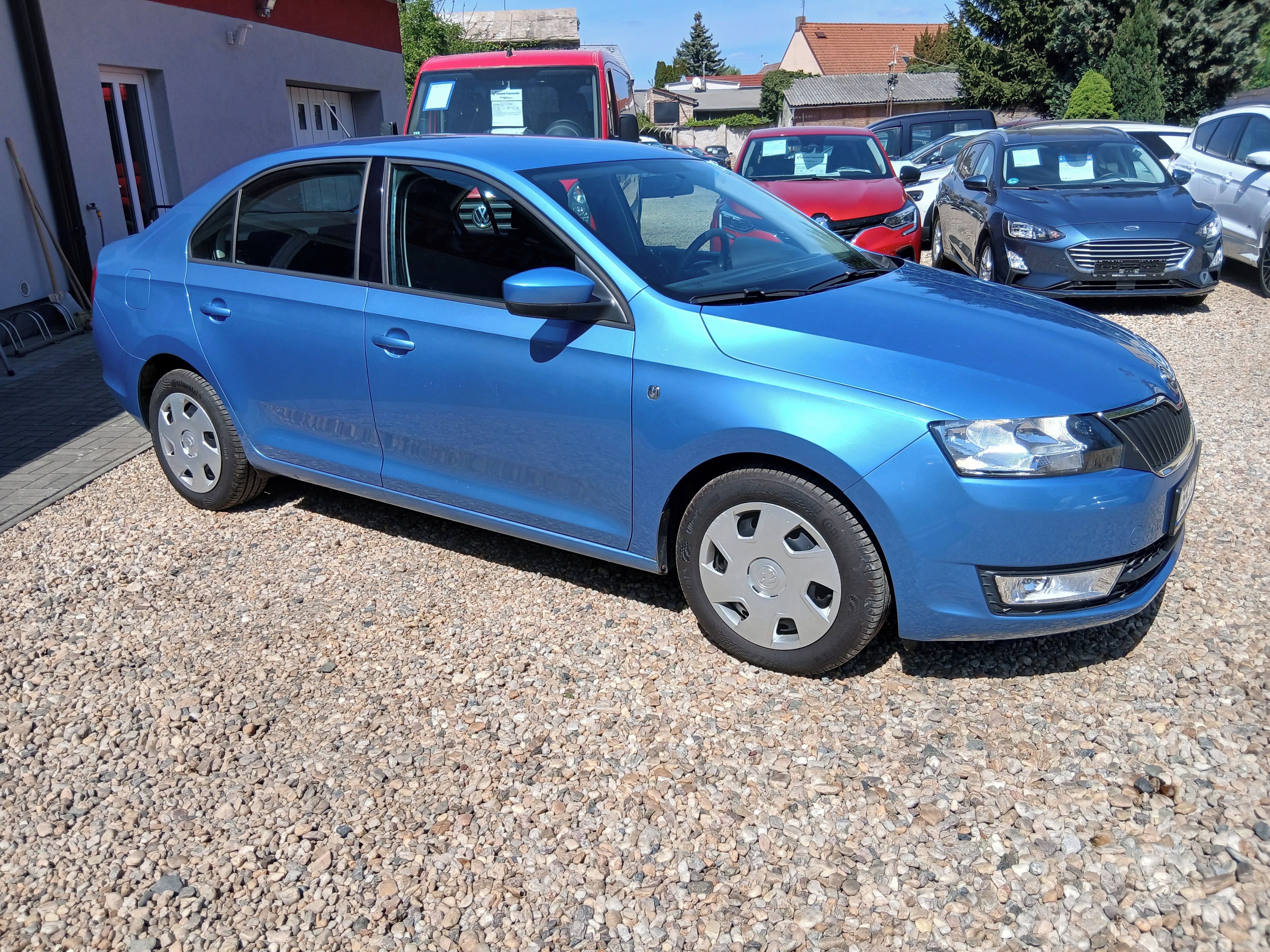 Škoda Rapid, 1.2TSi 63KW Ambi +Zim.kola - fotka 3