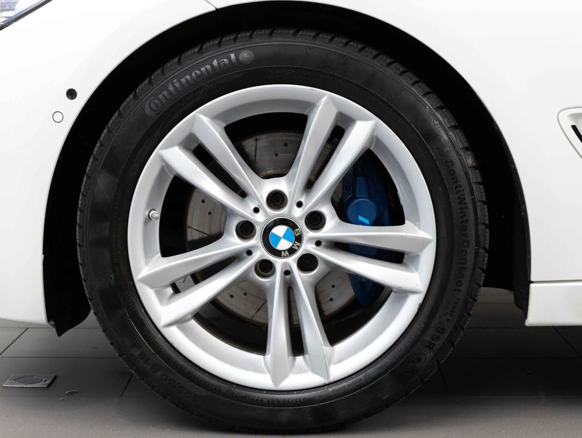 BMW Řada 3, 330d Gran Turismo - fotka 6