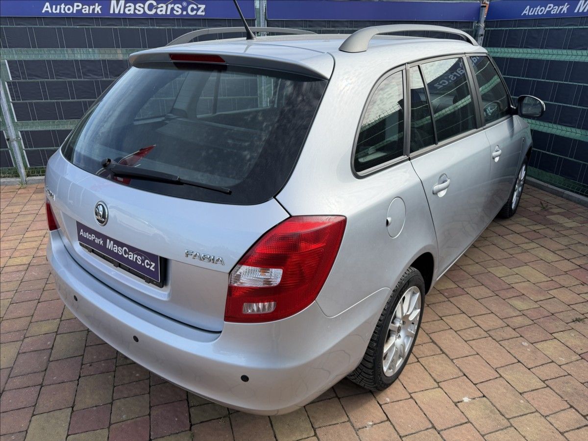 Škoda Fabia, II 1.2 TSI Ambition - fotka 5