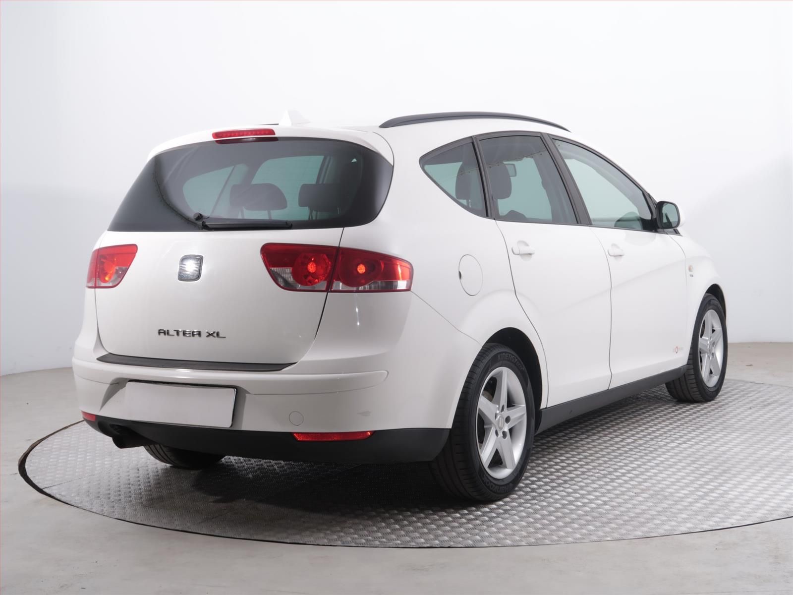 Seat Altea, 1.2 TSI, Automatická klima - fotka 5