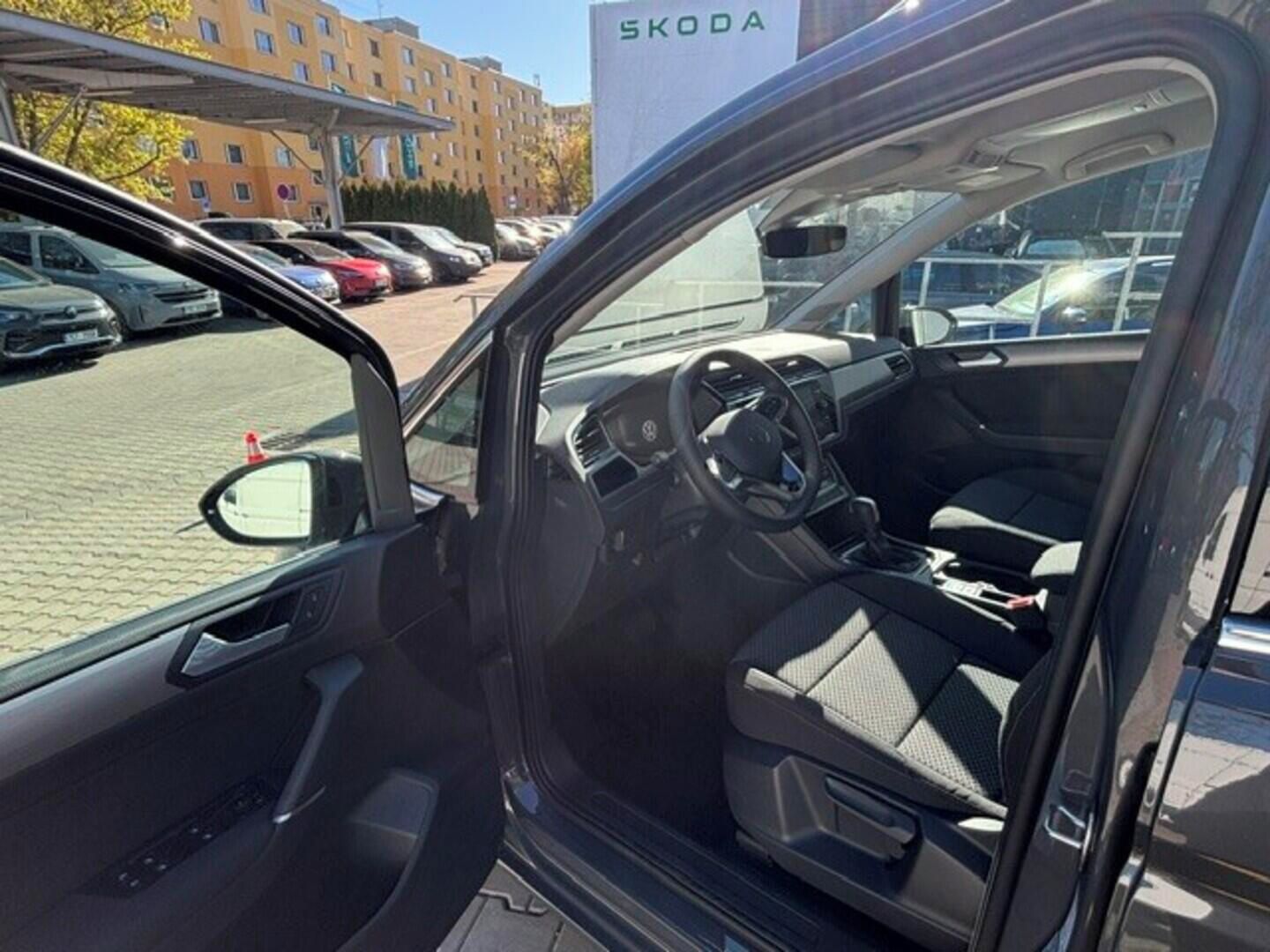 Volkswagen Touran, People 1,5 TSI EVO2 7DSG 110 k - fotka 5