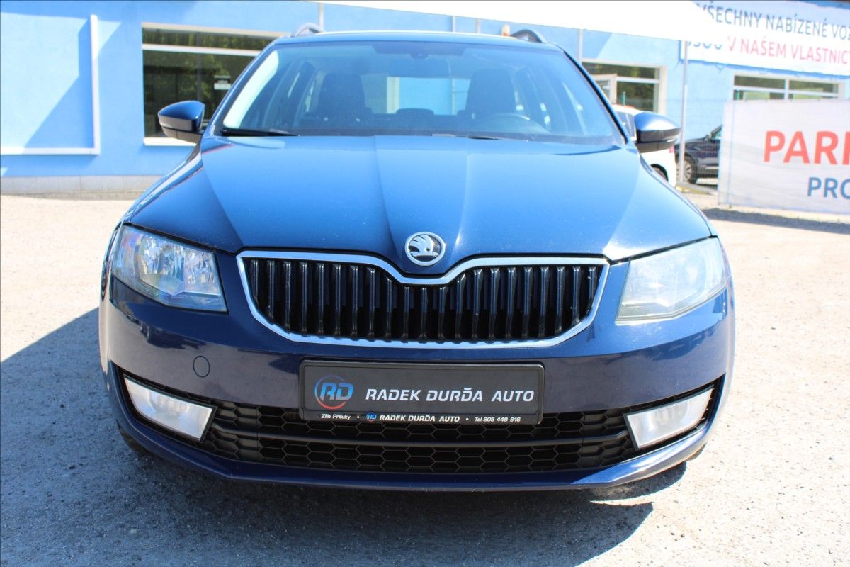 Škoda Octavia, 1,6 TDI  NOVÉ V ČR,STYLE - fotka 2