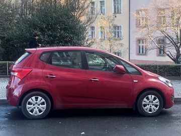 Hyundai 1.6i, bez nehod