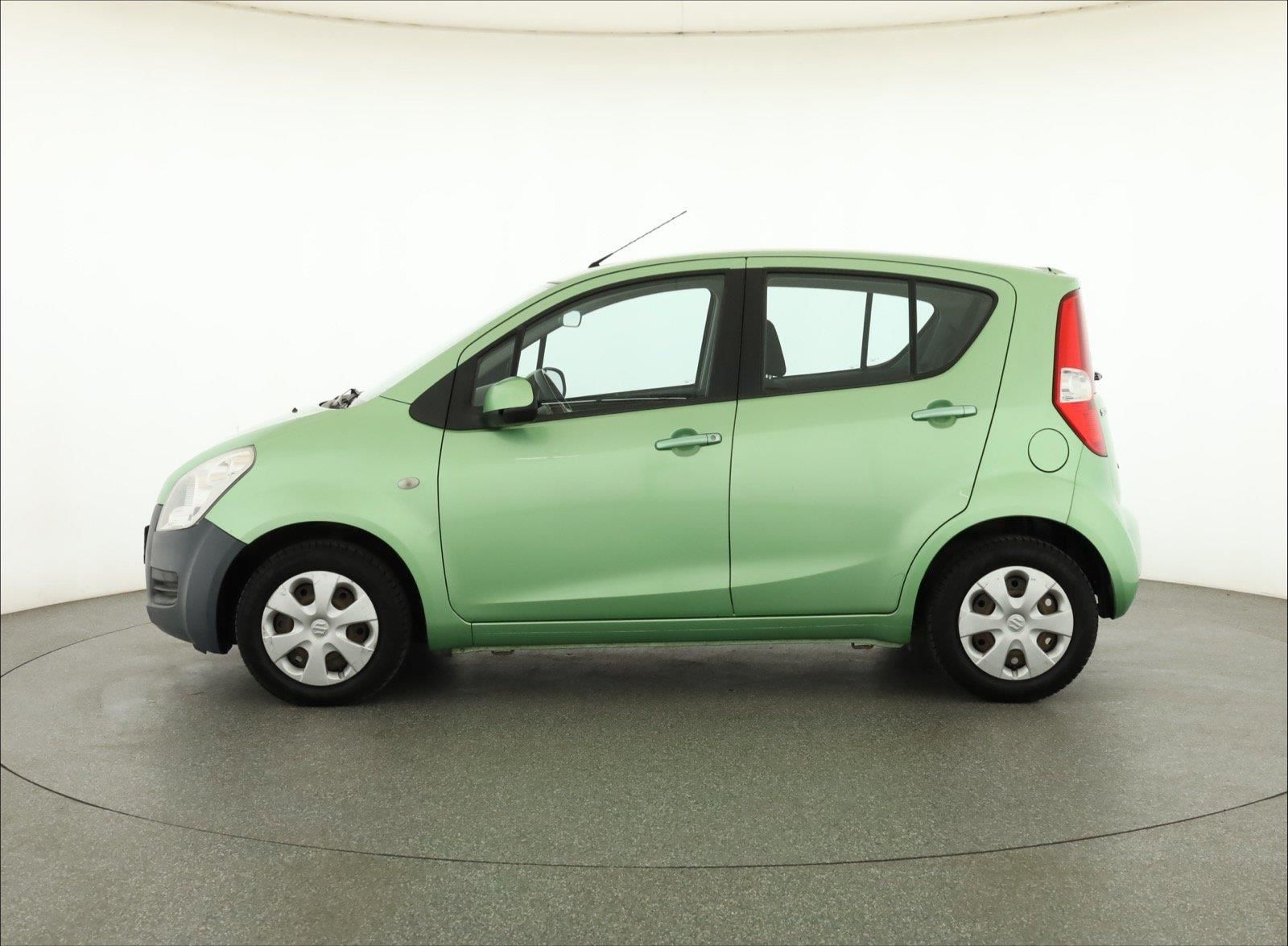 Suzuki Splash, 1.0 12V, plně pojízdný - fotka 3