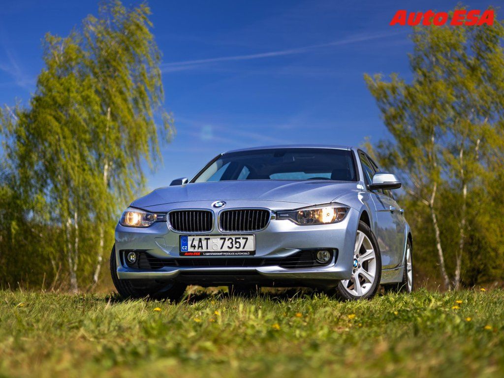 BMW Řada 3, 2.0 i 328i,Navi