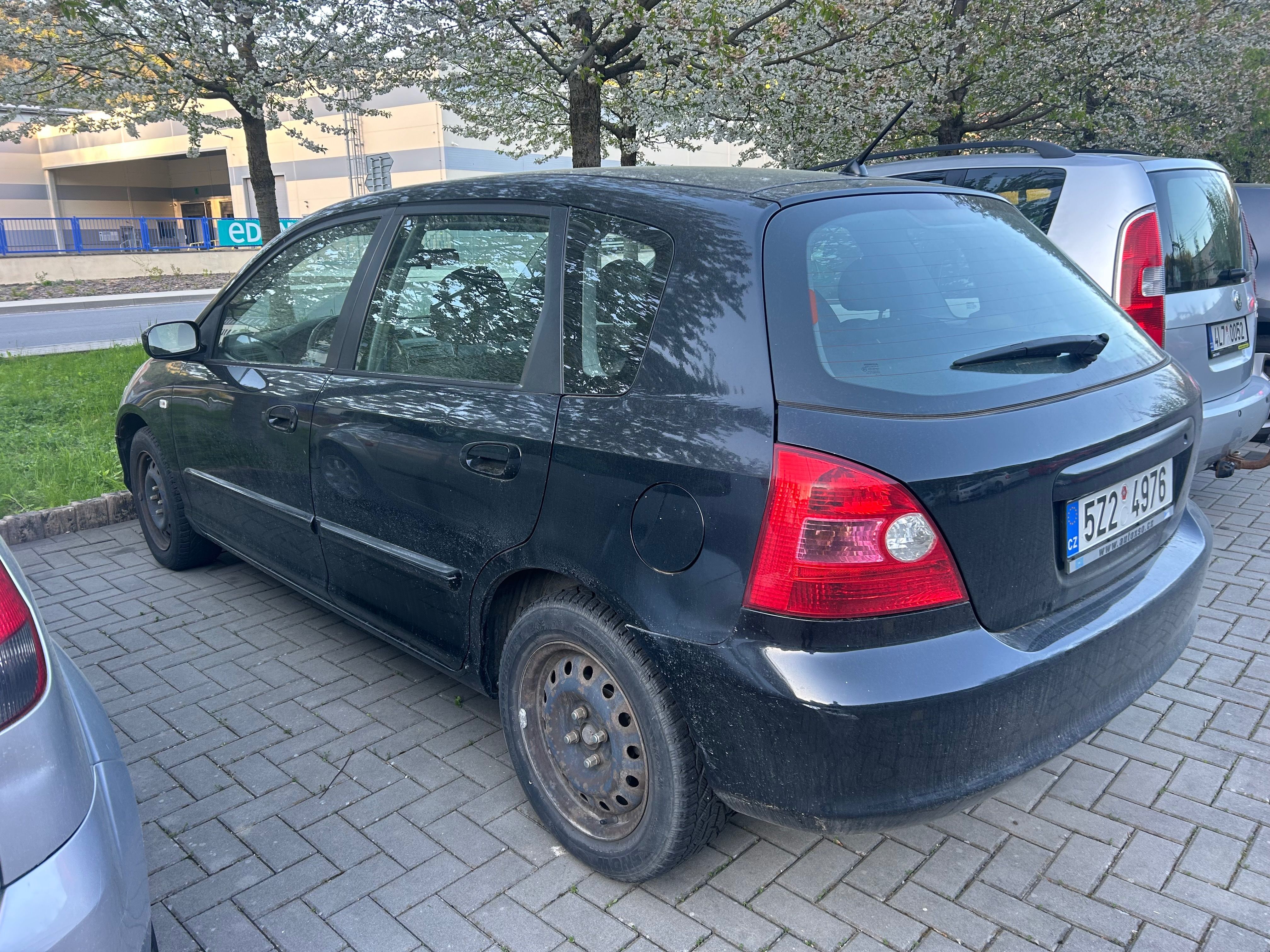 Honda Civic, 1.7D [telefon skryt]km 74kW klima - fotka 4