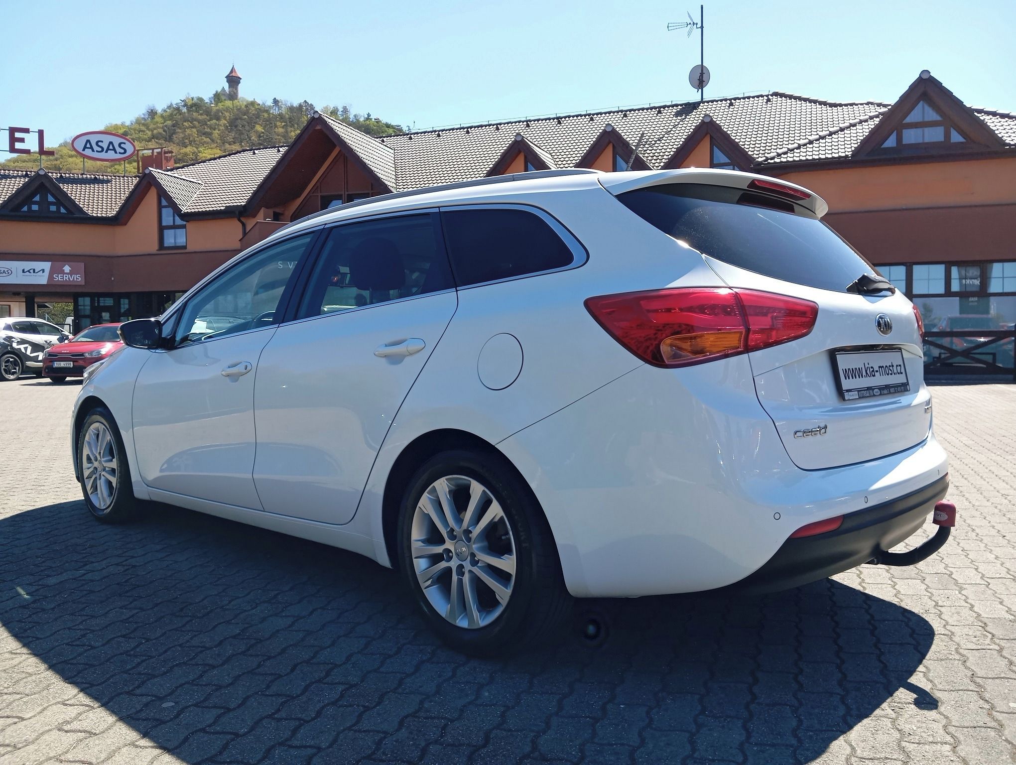 Kia Cee´d SW, 1.6 CRDi 94kW TOP 2015 - fotka 6