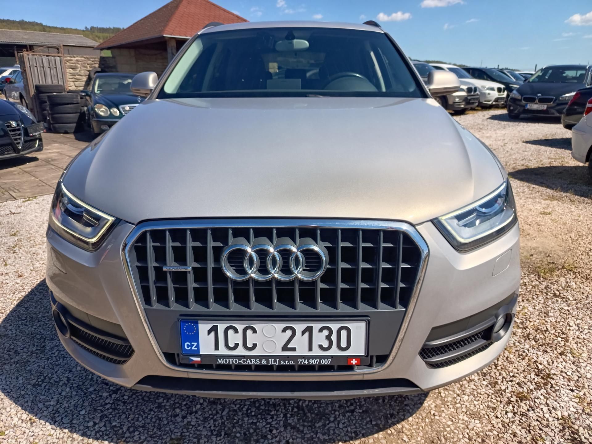 Audi Q3, 2.0 125kw Quatro 88tis KM!! - fotka 3