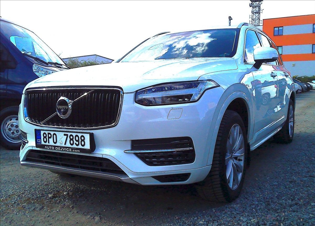 Volvo XC90, 2,0   D5 4WD PŮVOD ČR - fotka 2