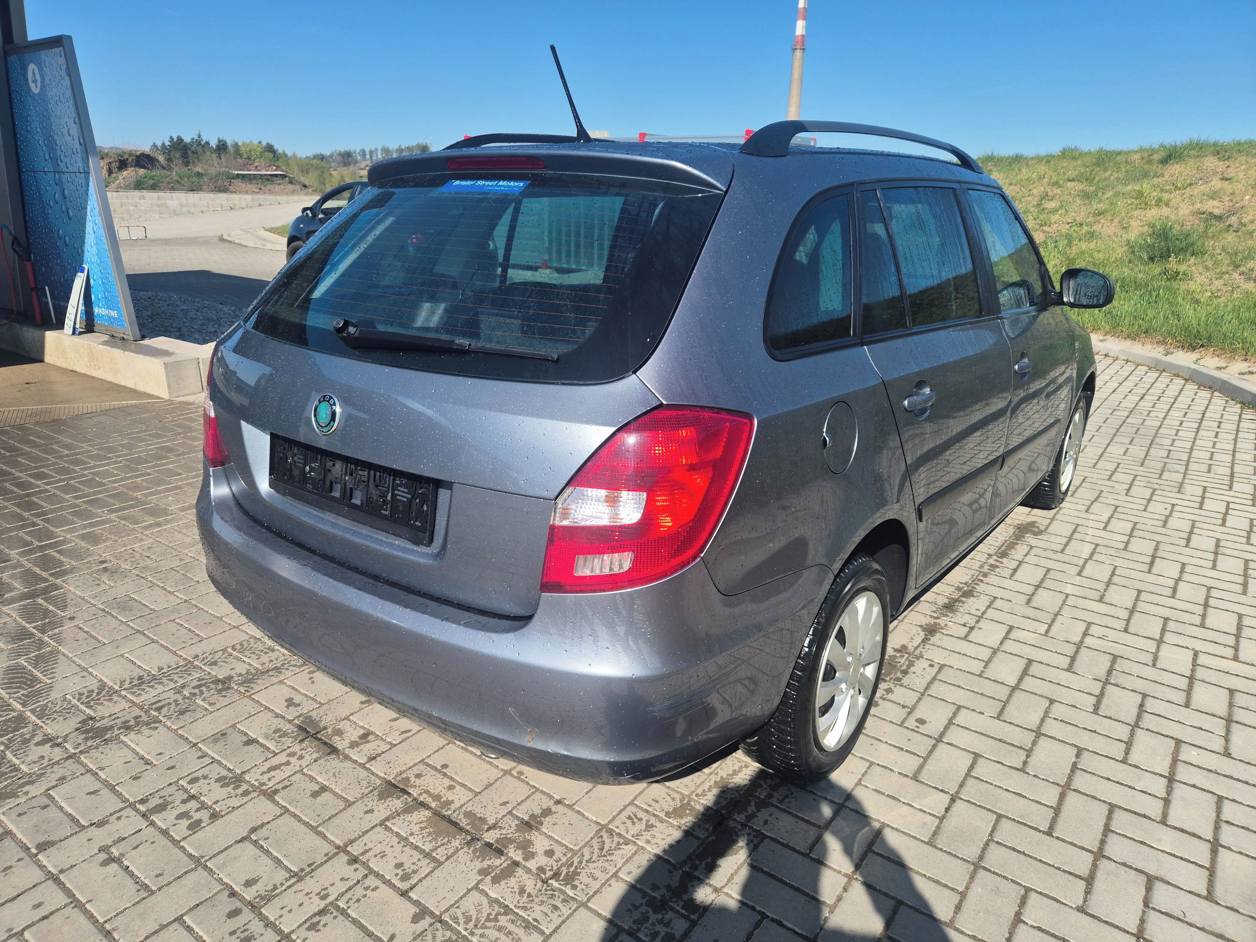Škoda Fabia, 1.2Tsi Nové Rozvody - fotka 3