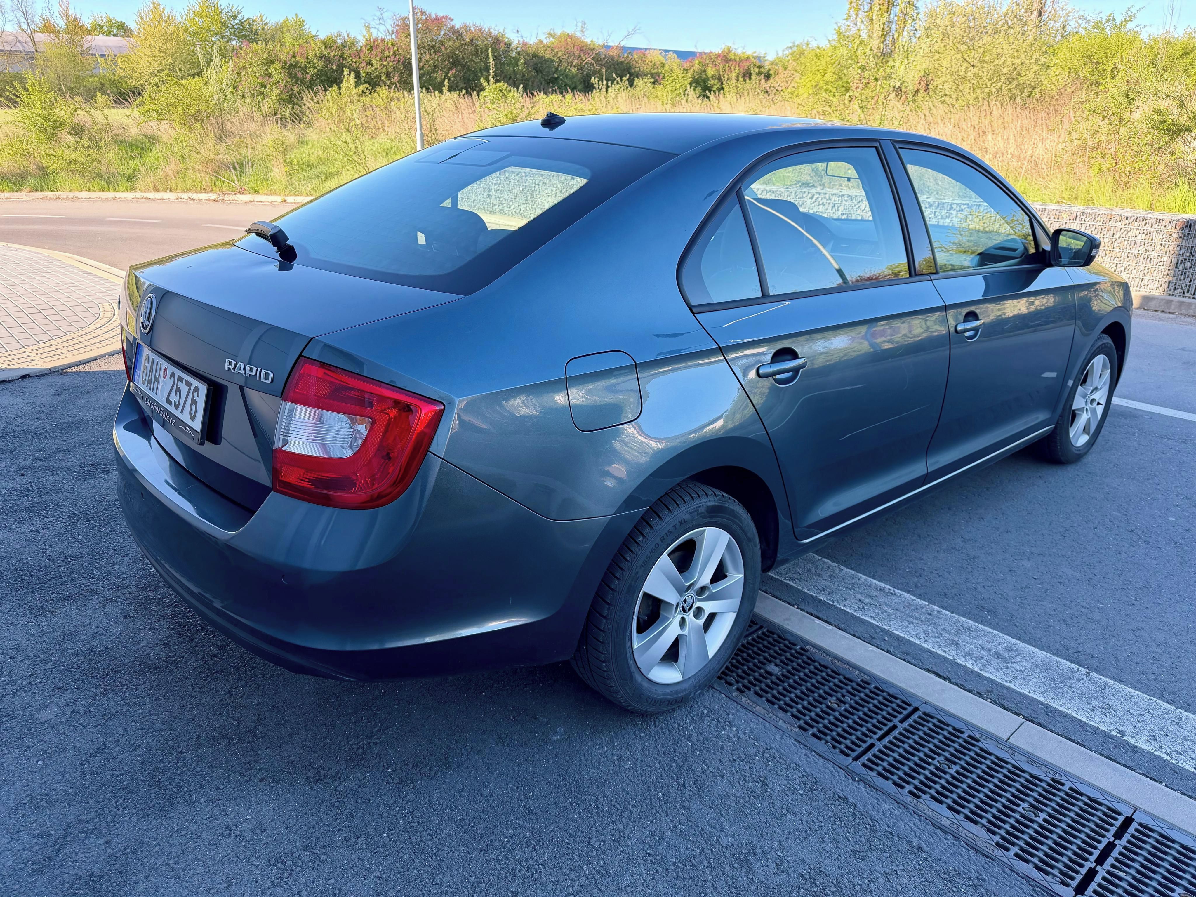 Škoda Rapid, 1.2 TSI AMBITION KOUP ČR!!! - fotka 5