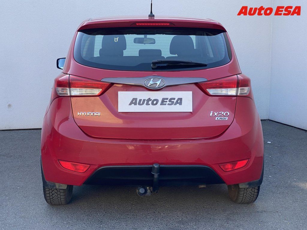 Hyundai ix20, 1.4 HDi,AC - fotka 5