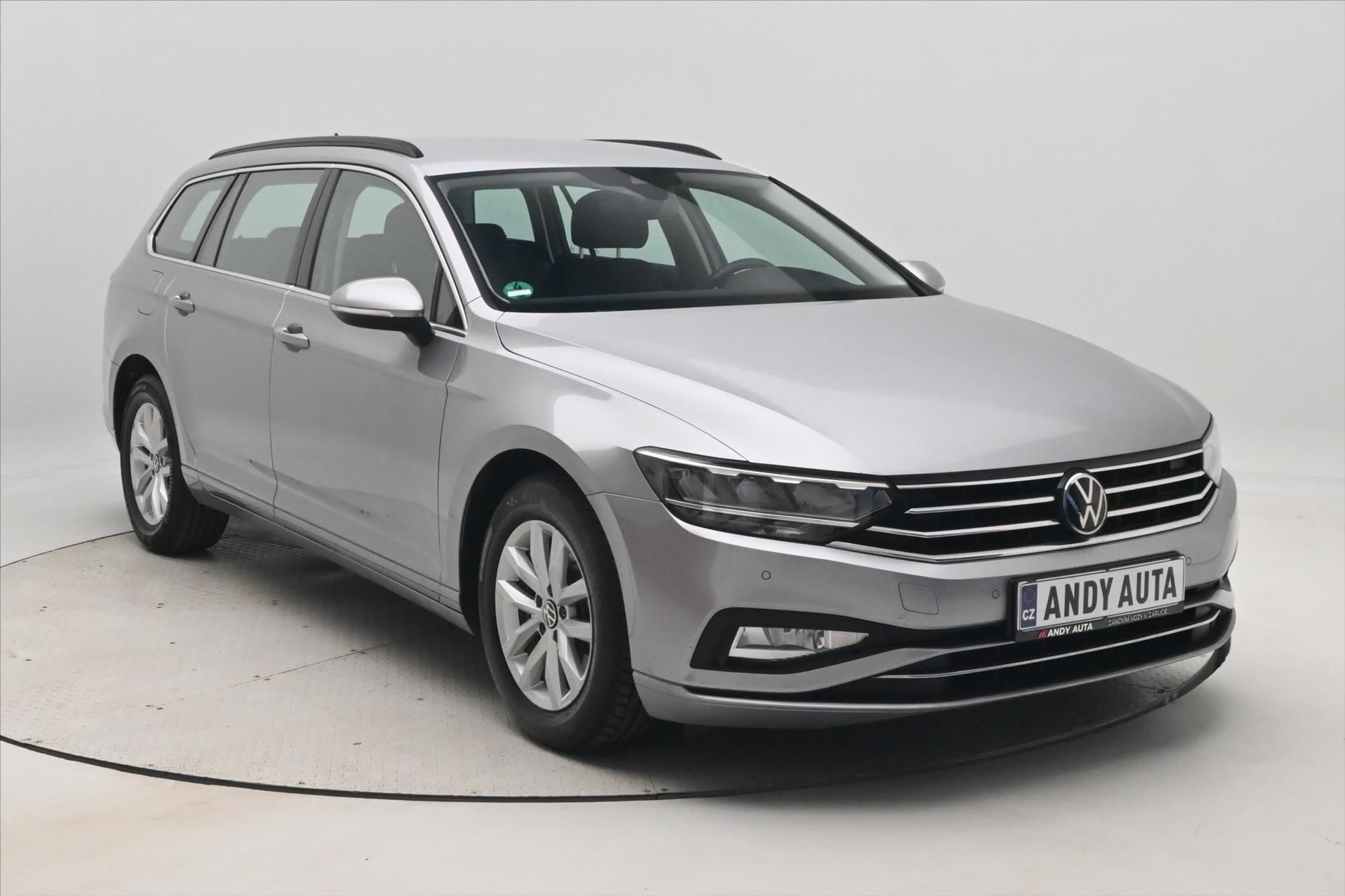 Volkswagen Passat, 2,0 TDI 110KW DSG BUSINESS VŮZ - fotka 3