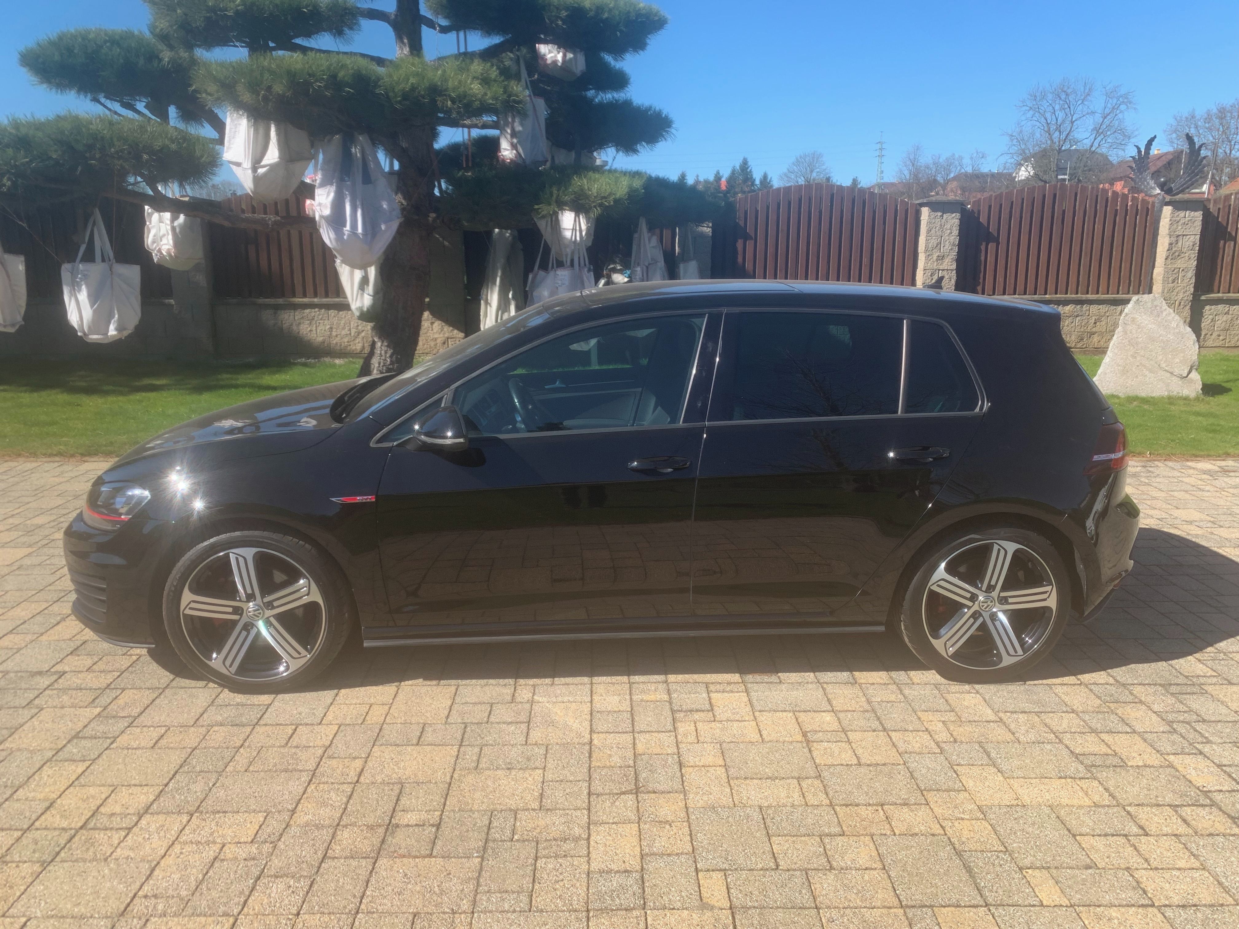 Volkswagen Golf, GTI - fotka 2