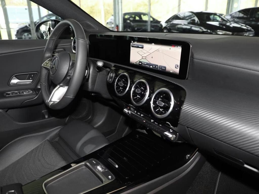 Mercedes-Benz CLA, 200 Shooting Brake*Kamera*MBUX - fotka 5