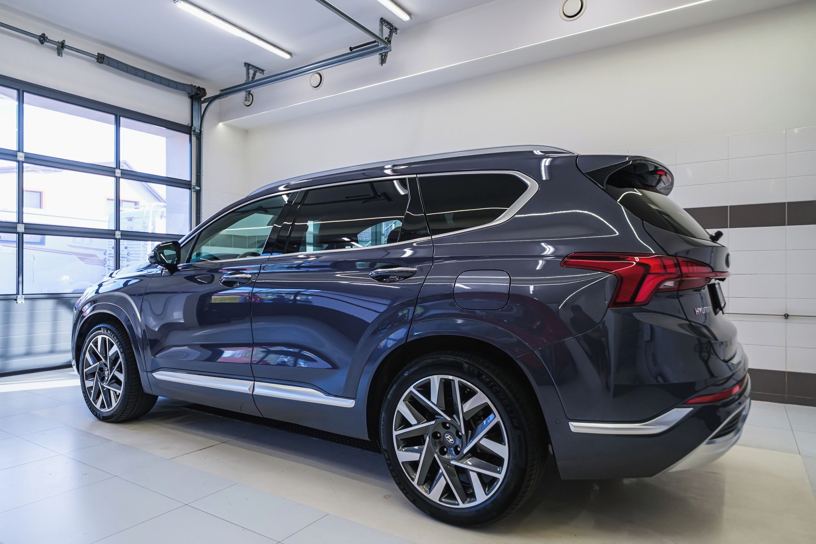 Hyundai Santa Fe, 2,2 CRDI 4WD DCT LUXURY, PANO, - fotka 5