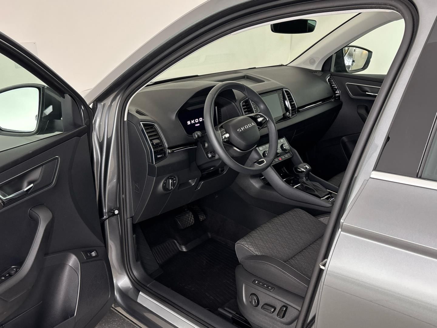 Škoda Karoq, 1.5 TSI / 110 kW Top Selection - fotka 6