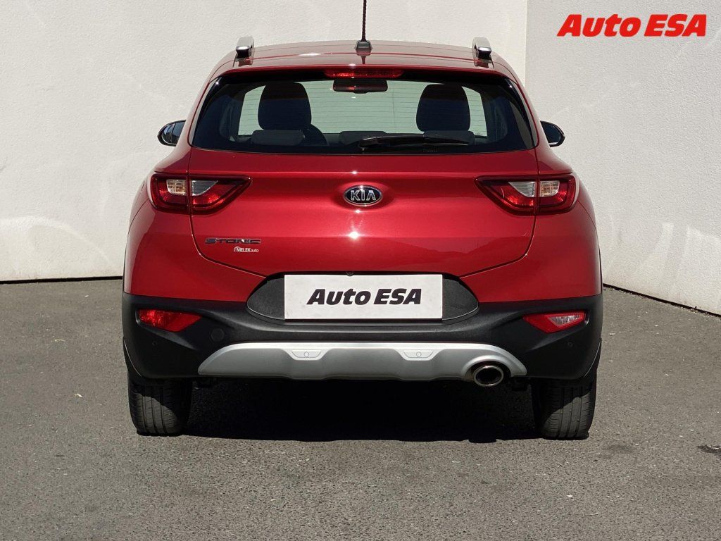 Kia Stonic, 1.4 CVVT,2.maj,ČR,navi - fotka 5