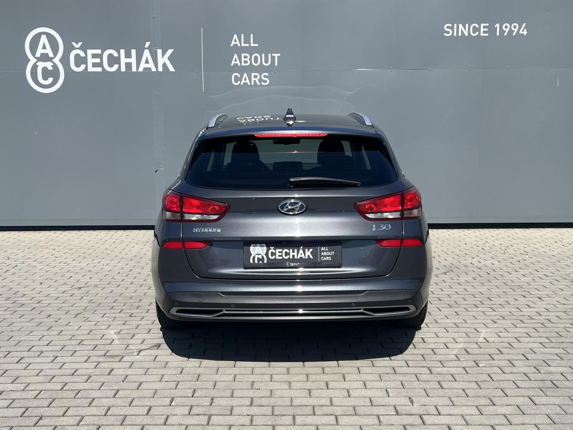 Hyundai i30 - fotka 6