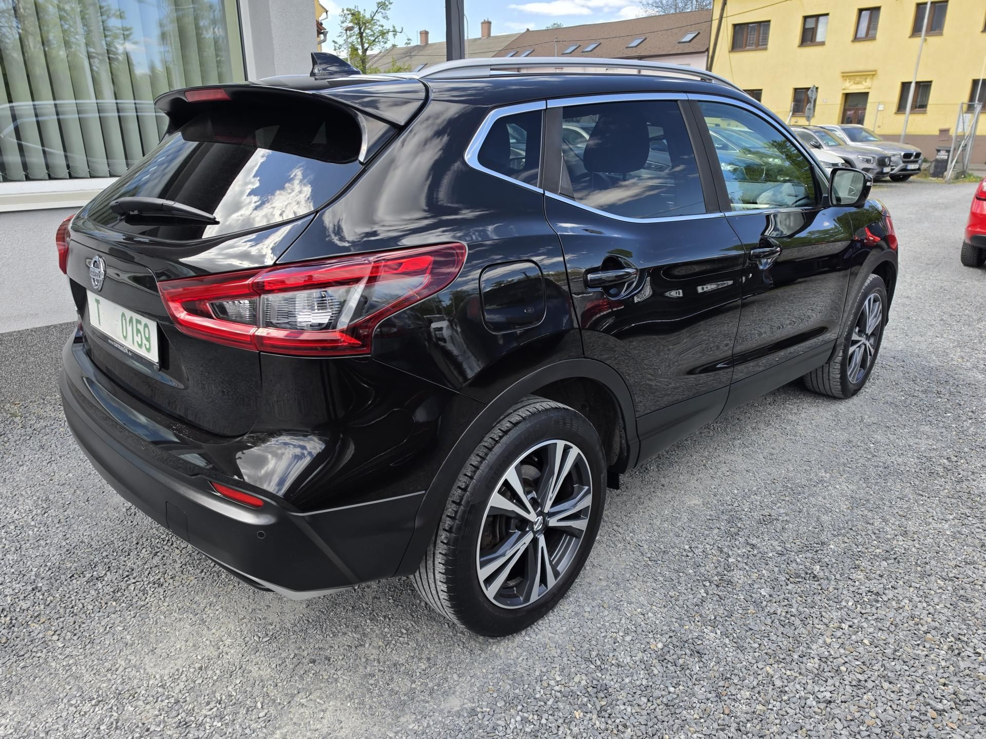 Nissan Qashqai, 1.2 T - fotka 4