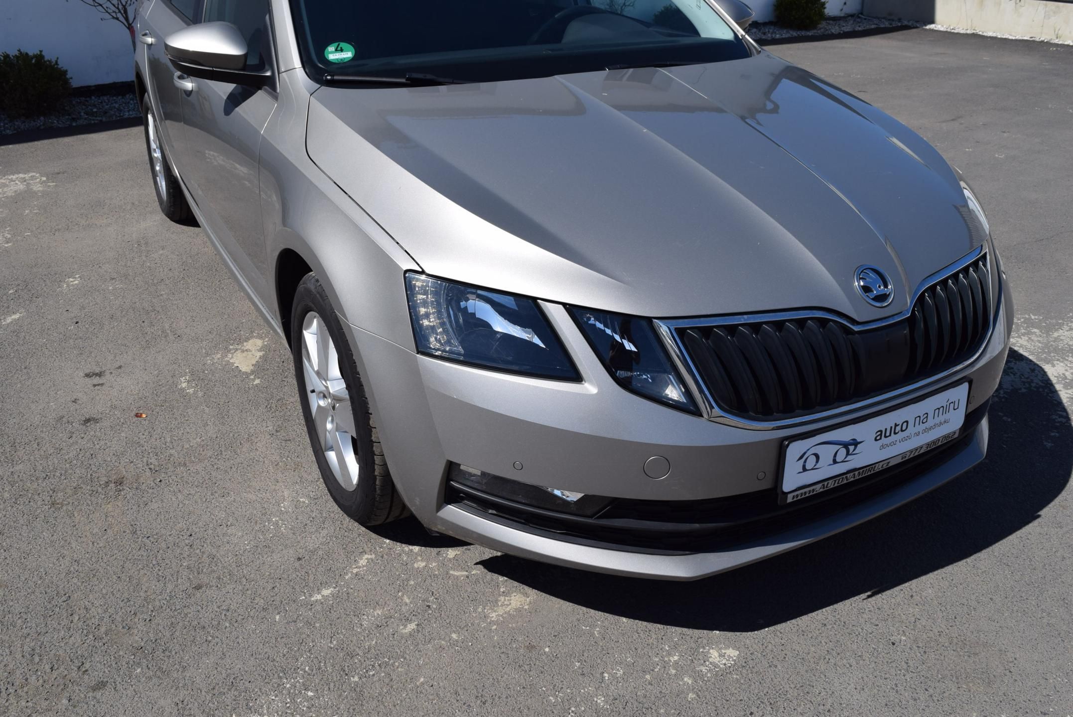 Škoda Octavia, 1.5TSI 110kw AMBI VÝHŘEV NAVI - fotka 4