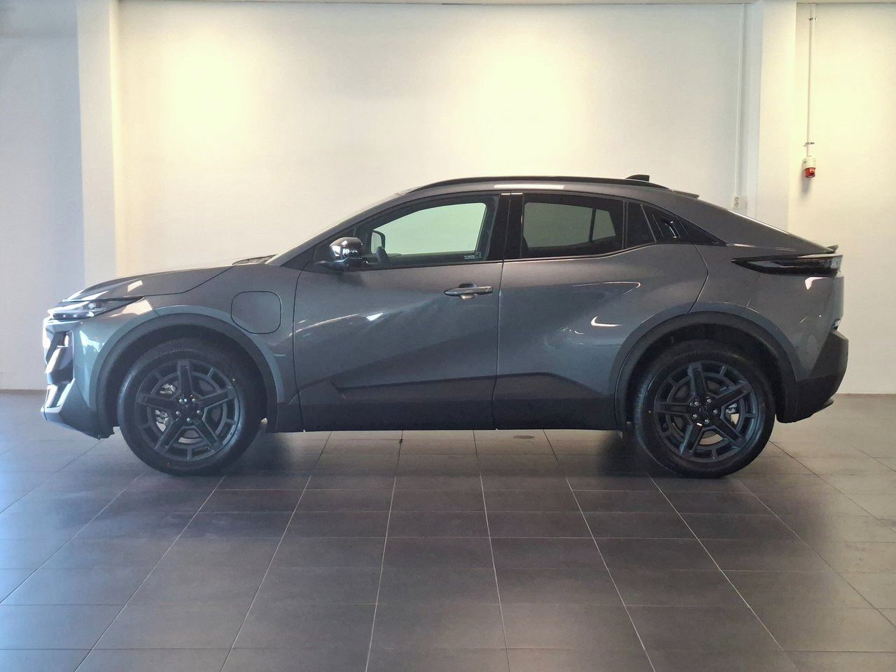 Subaru, Uncharted Touring AWD 77kWh - fotka 2