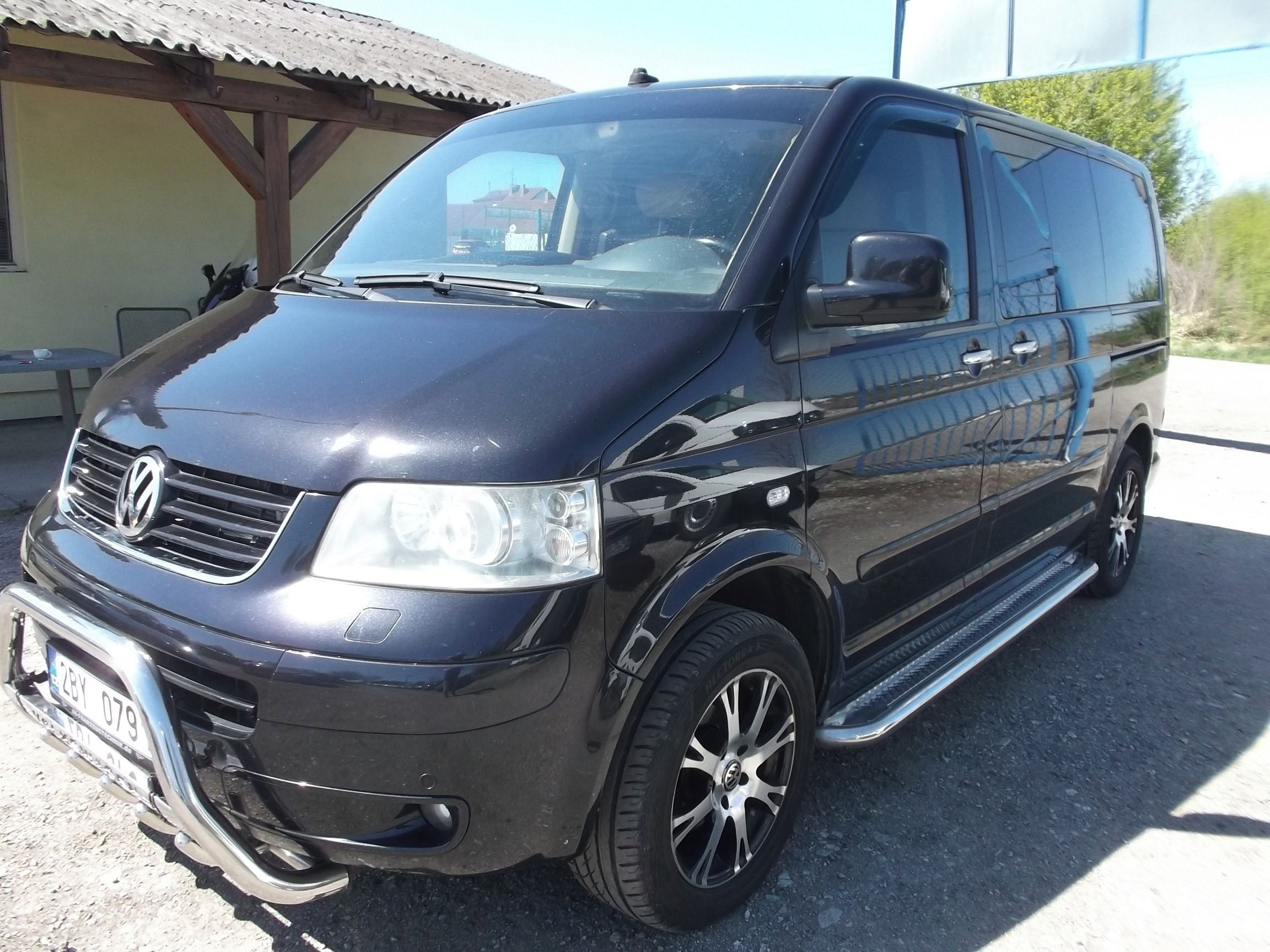 Volkswagen Multivan, 2.5 TDI