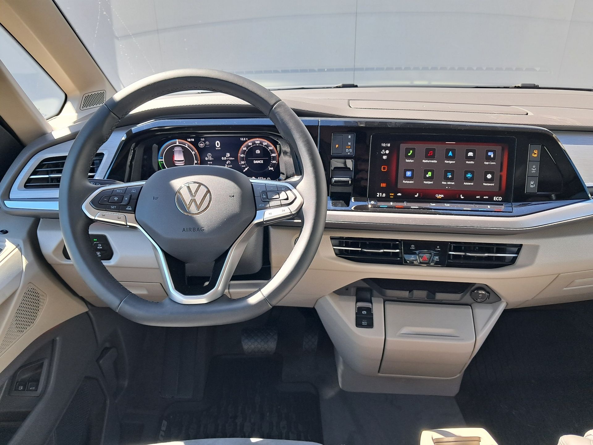 Volkswagen Multivan, VW Multivan Long Life 1.5 TSI - fotka 5
