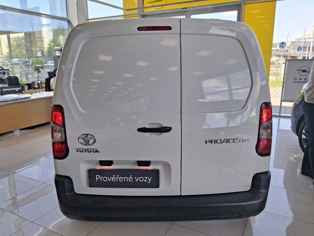 Toyota Proace City, 1.5D 75kW 2024 - fotka 5