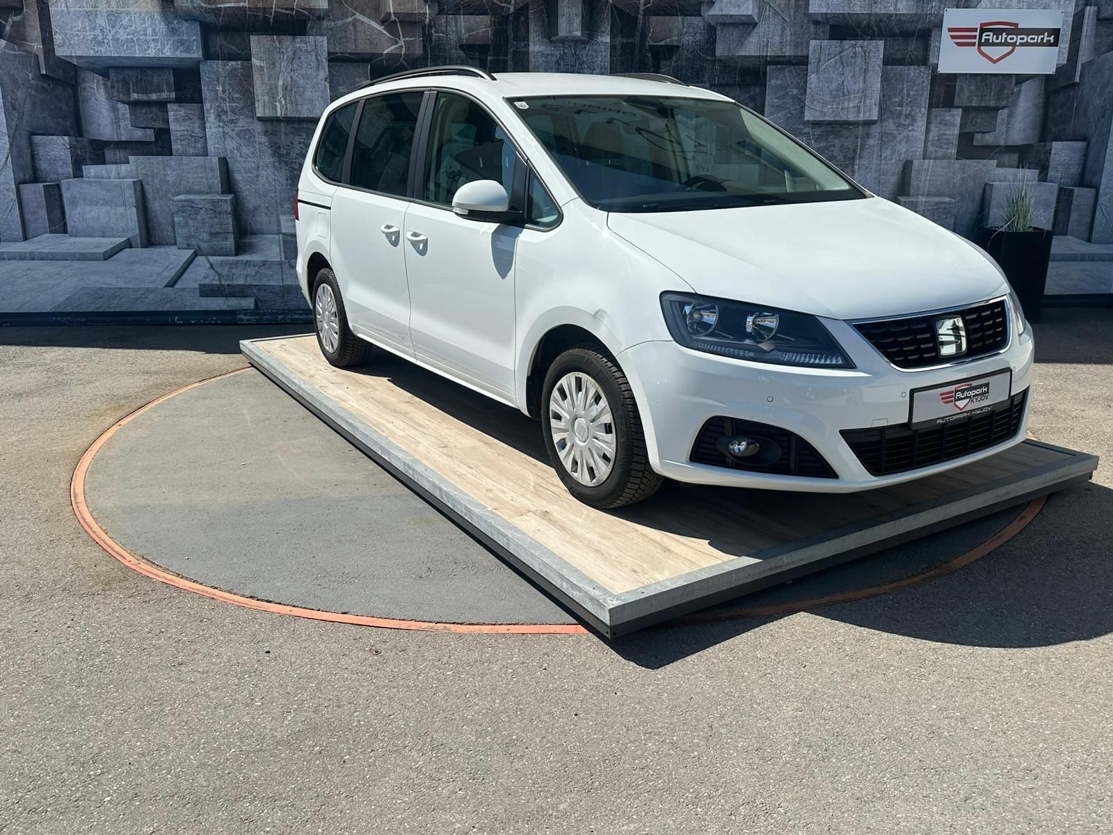 Seat Alhambra, 2.0TDi, 110KW, ACC, BLIS, DPH