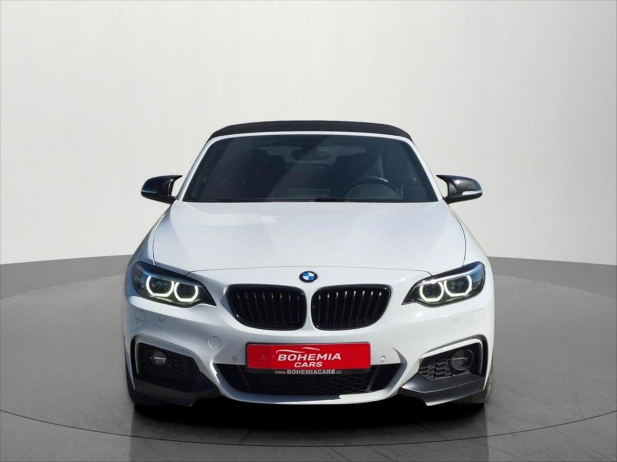 BMW Řada 2, 2,0 220d cabrio Mpaket ČR - fotka 4