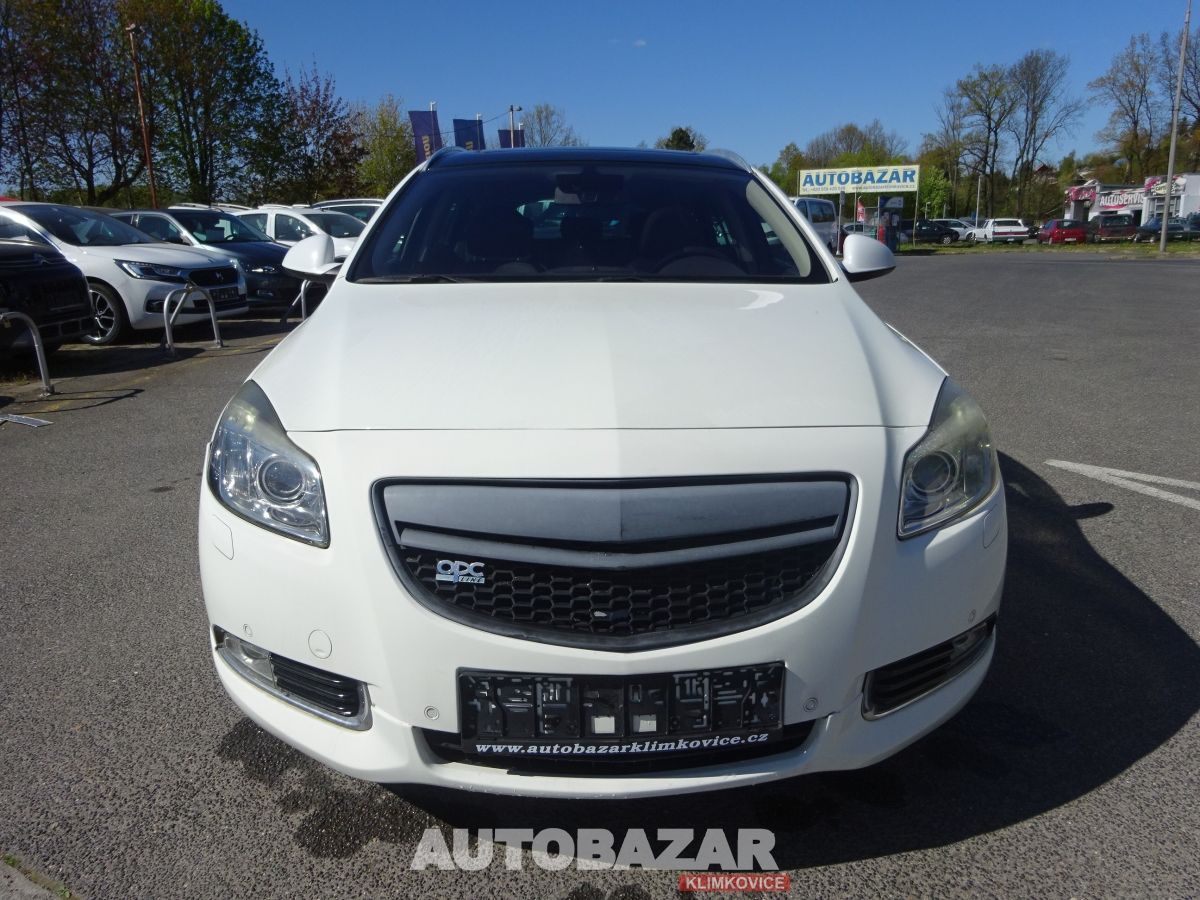 Opel Insignia, 2,0 CDTI-OPC LINE,bez koroze - fotka 2