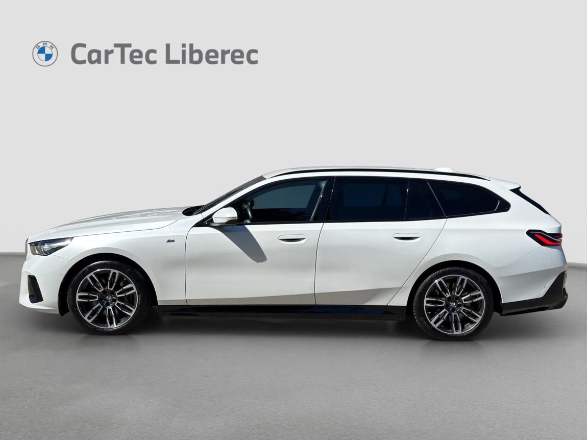 BMW Řada 5, 540d xDrive Touring - fotka 6