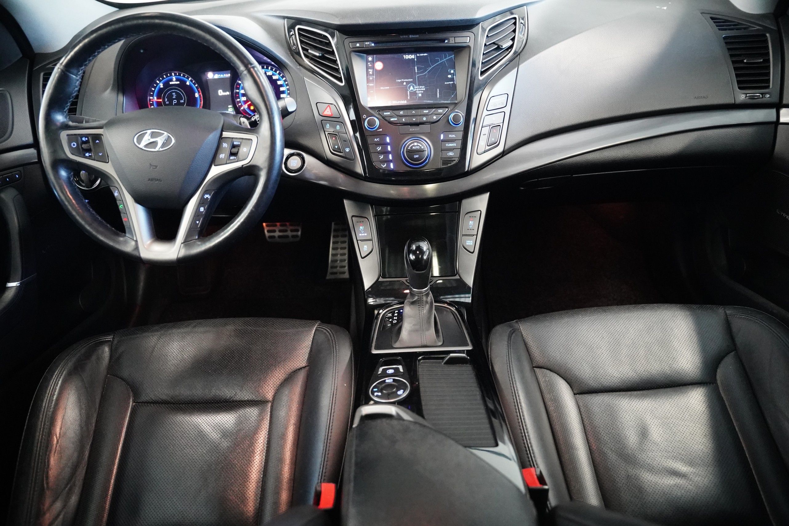 Hyundai i40, 1.7 CRDI 104 kW Premium - fotka 5