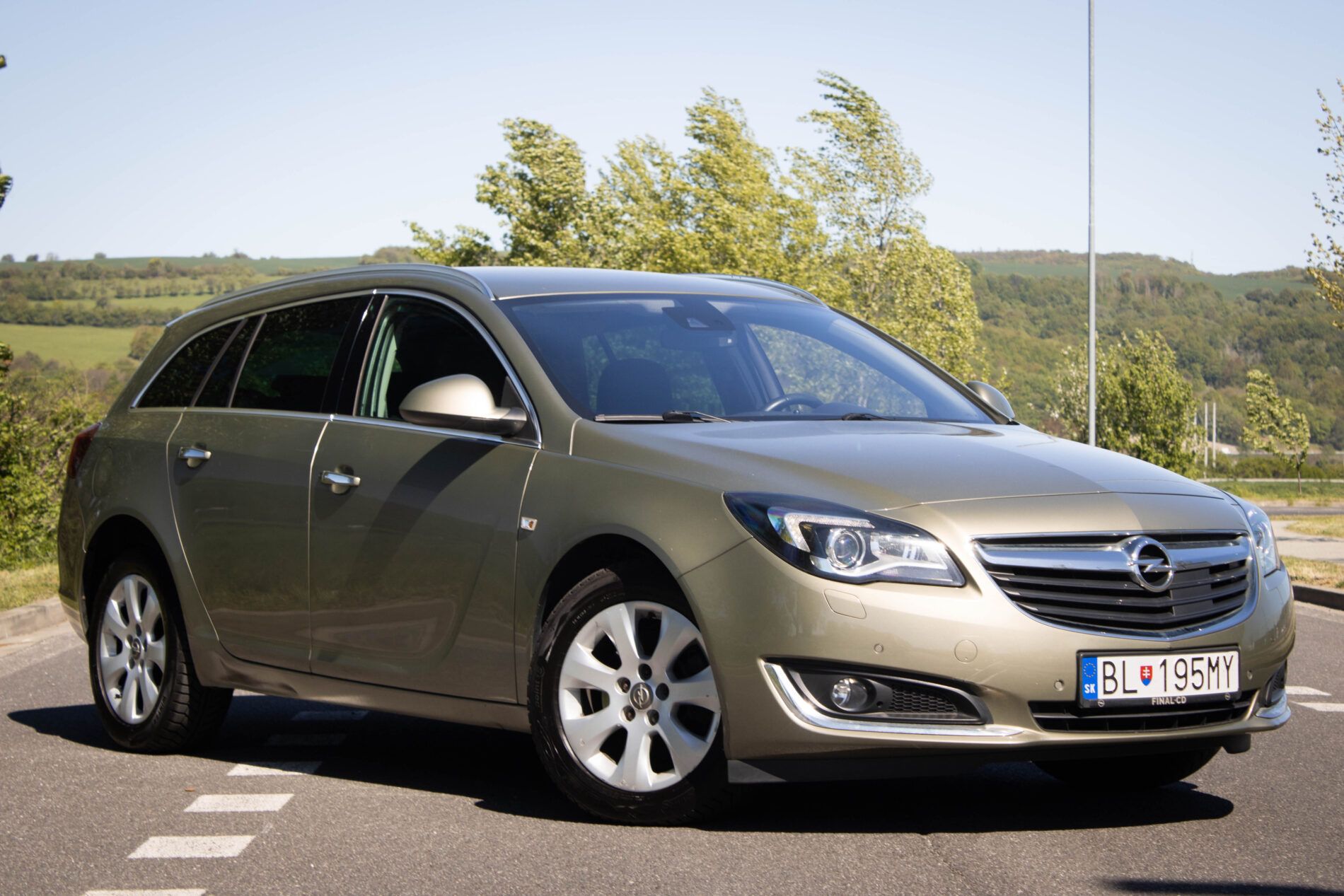 Opel Insignia - fotka 2
