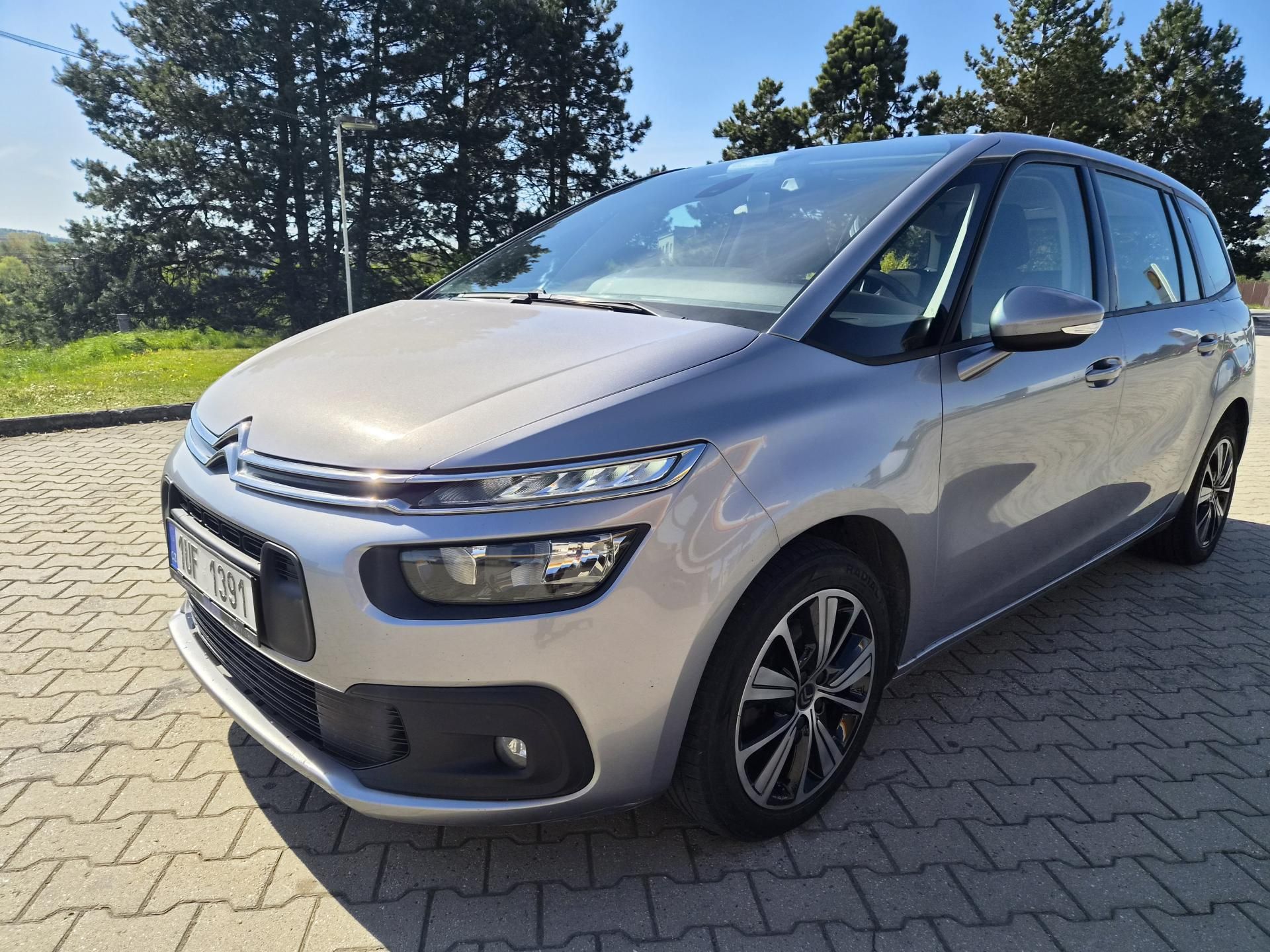 Citroën Grand C4 Picasso, 2,0 HDi - fotka 2