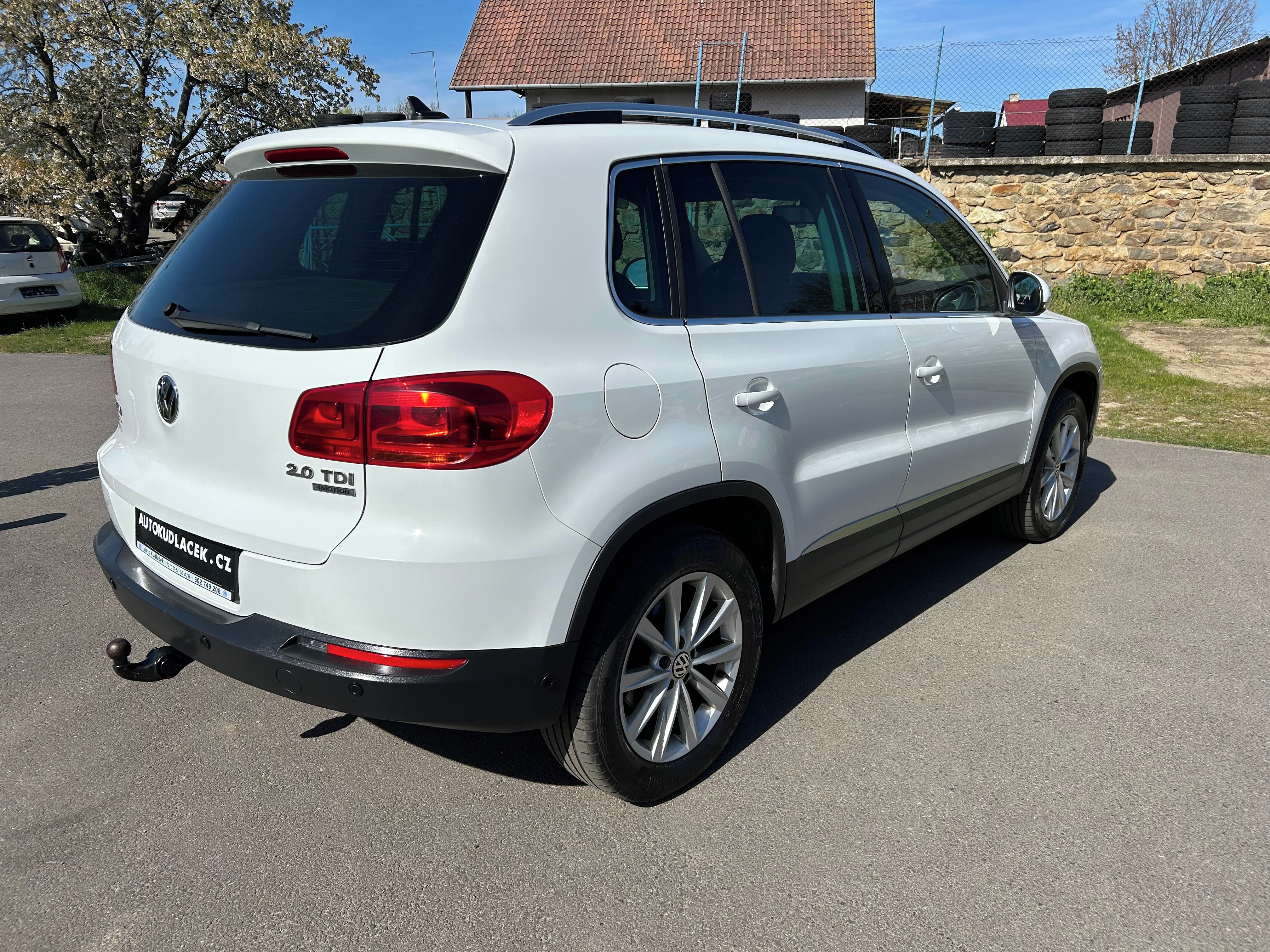 Volkswagen Tiguan, 2.0 TDI - DSG 4x4 - fotka 5