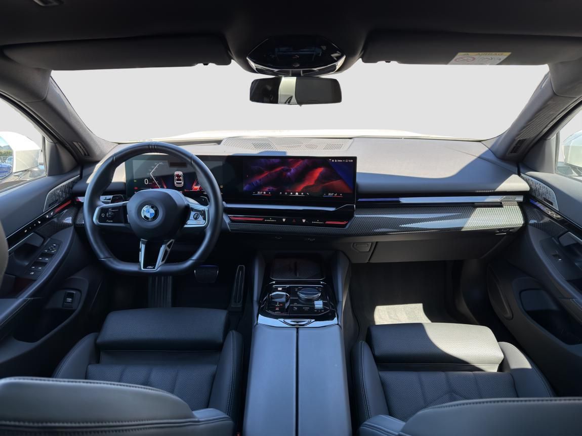 BMW Řada 5, 540d xDrive Touring - fotka 4
