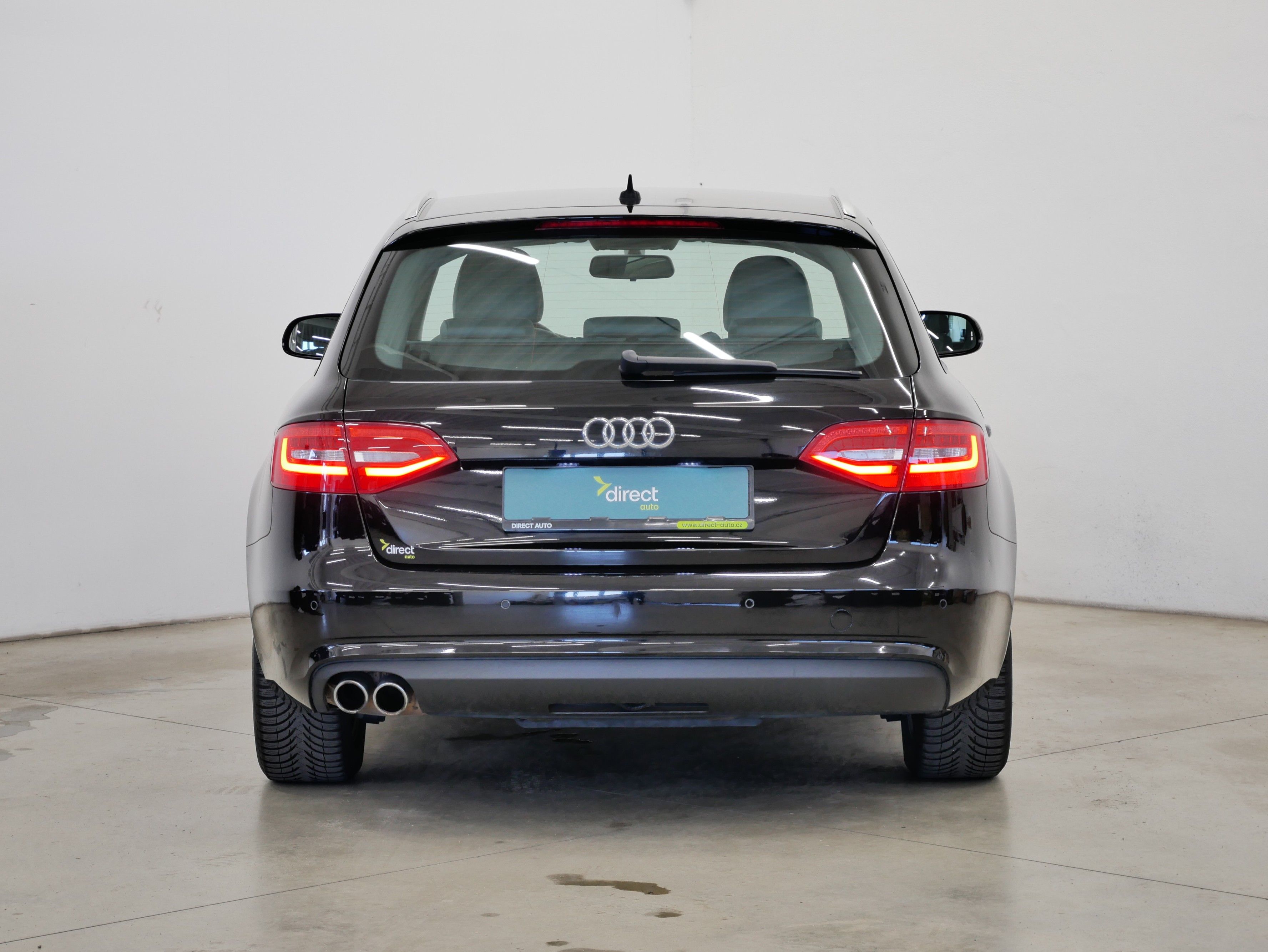 Audi A4, 2.0 TDI 130kW quattro Ambition - fotka 6