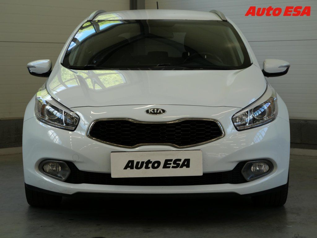 Kia Cee´d, 1.6i,ČR - fotka 2