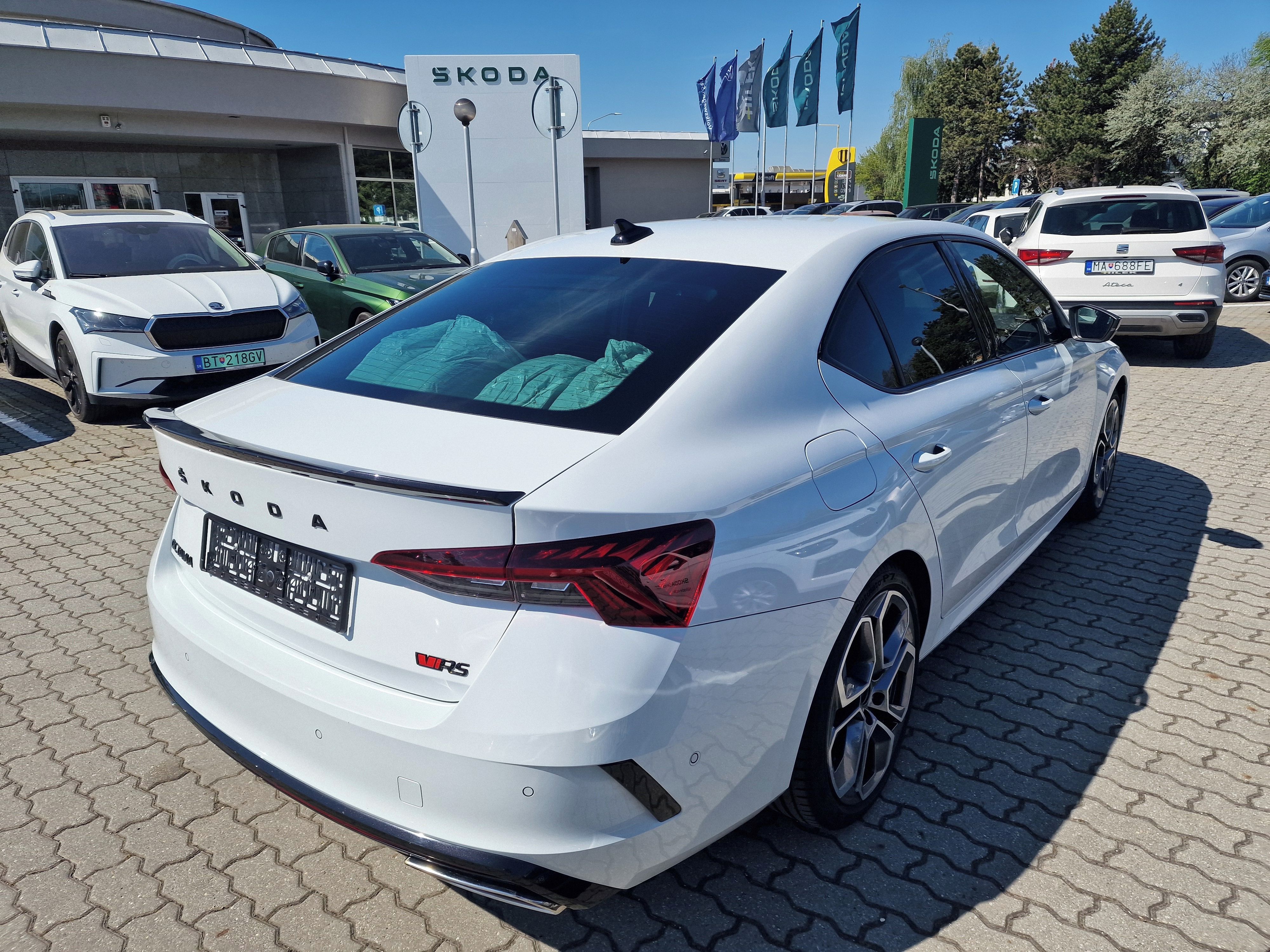 Škoda Octavia, Rs servisovano len Skoda - fotka 6