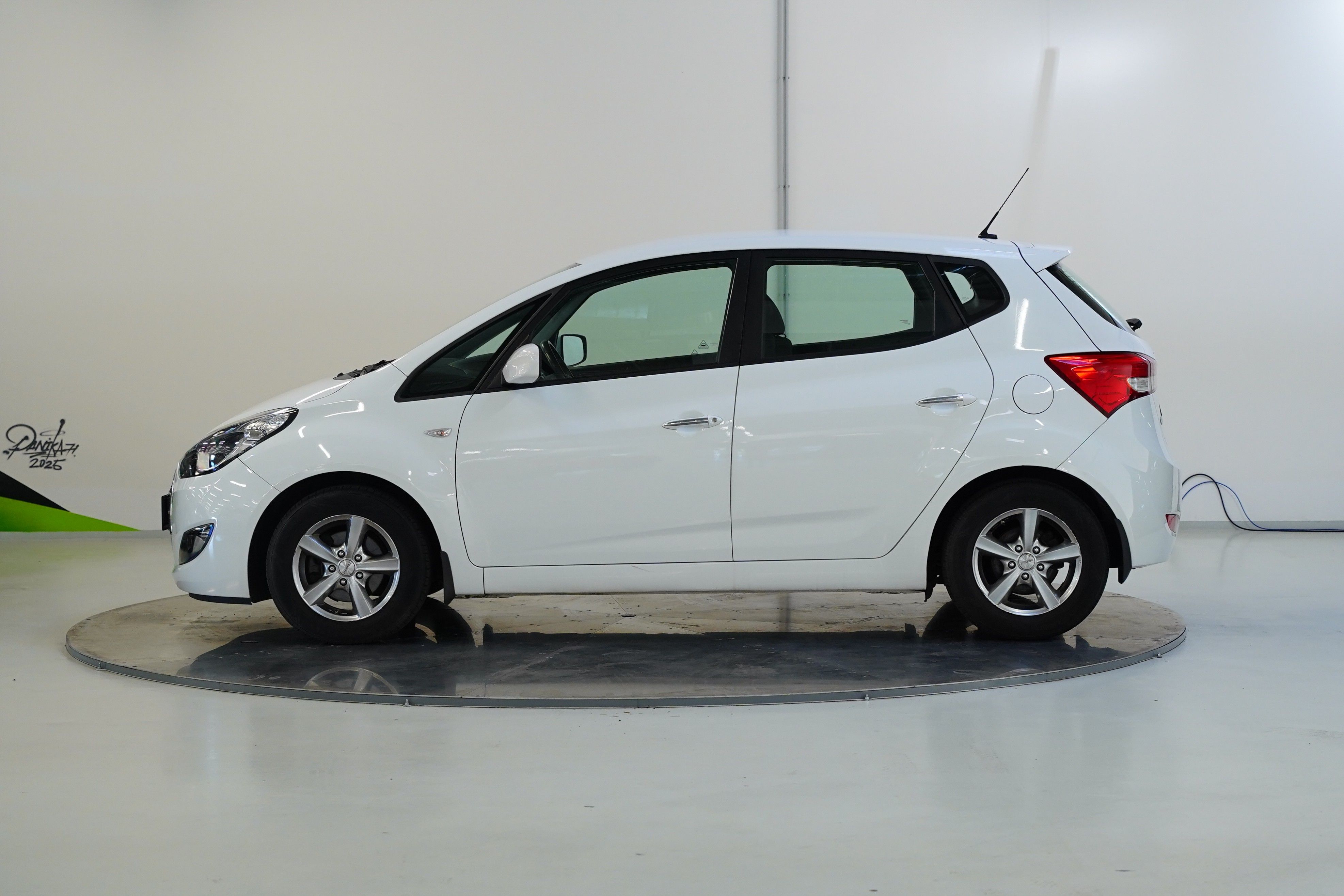 Hyundai ix20, 1.4 66 kW - fotka 3