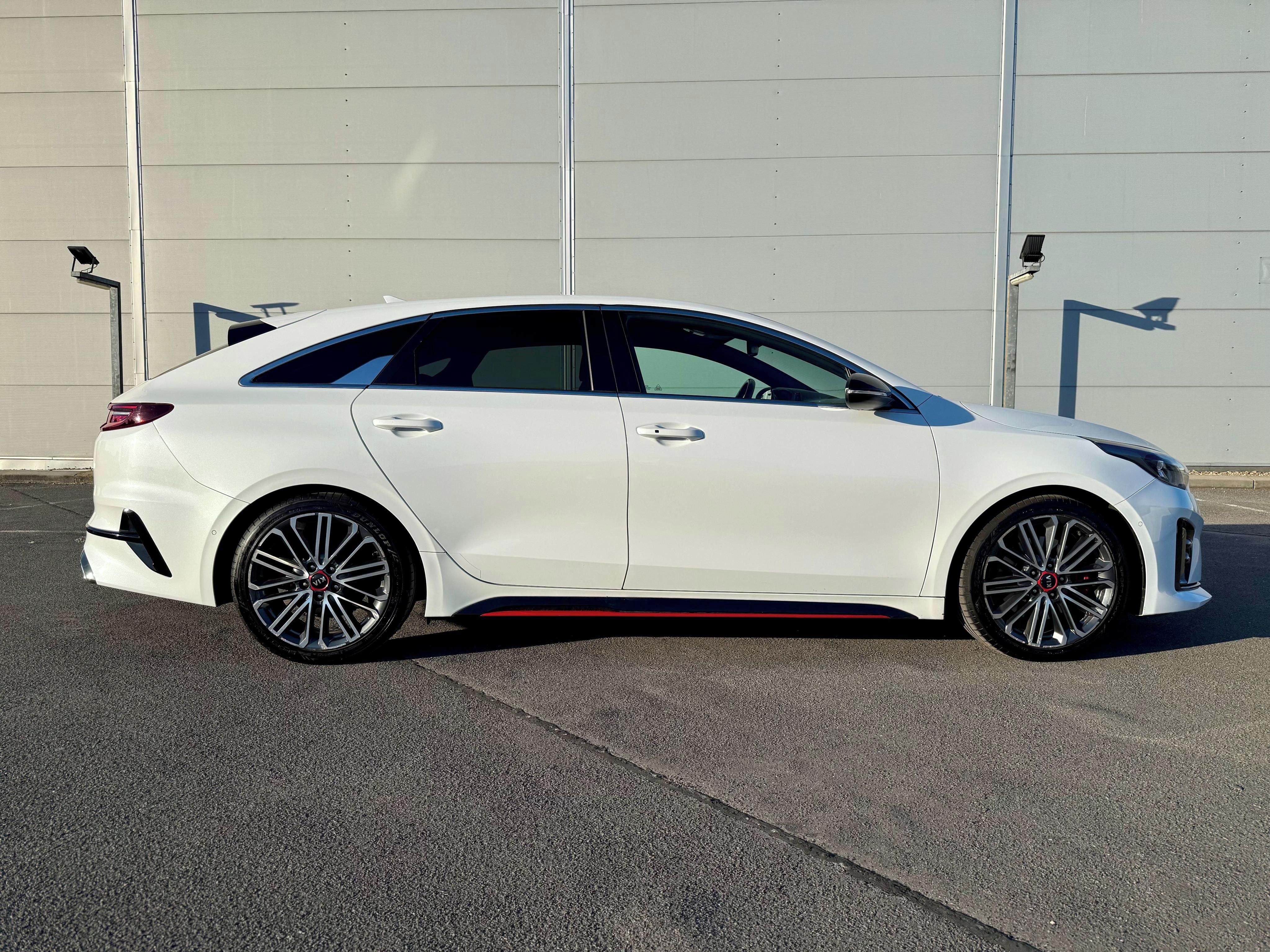 Kia Pro_cee´d, 1,6 T-GDi 7DCT GT - fotka 6
