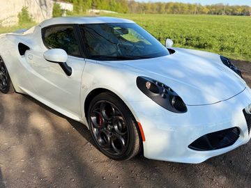 Alfa Romeo 4C