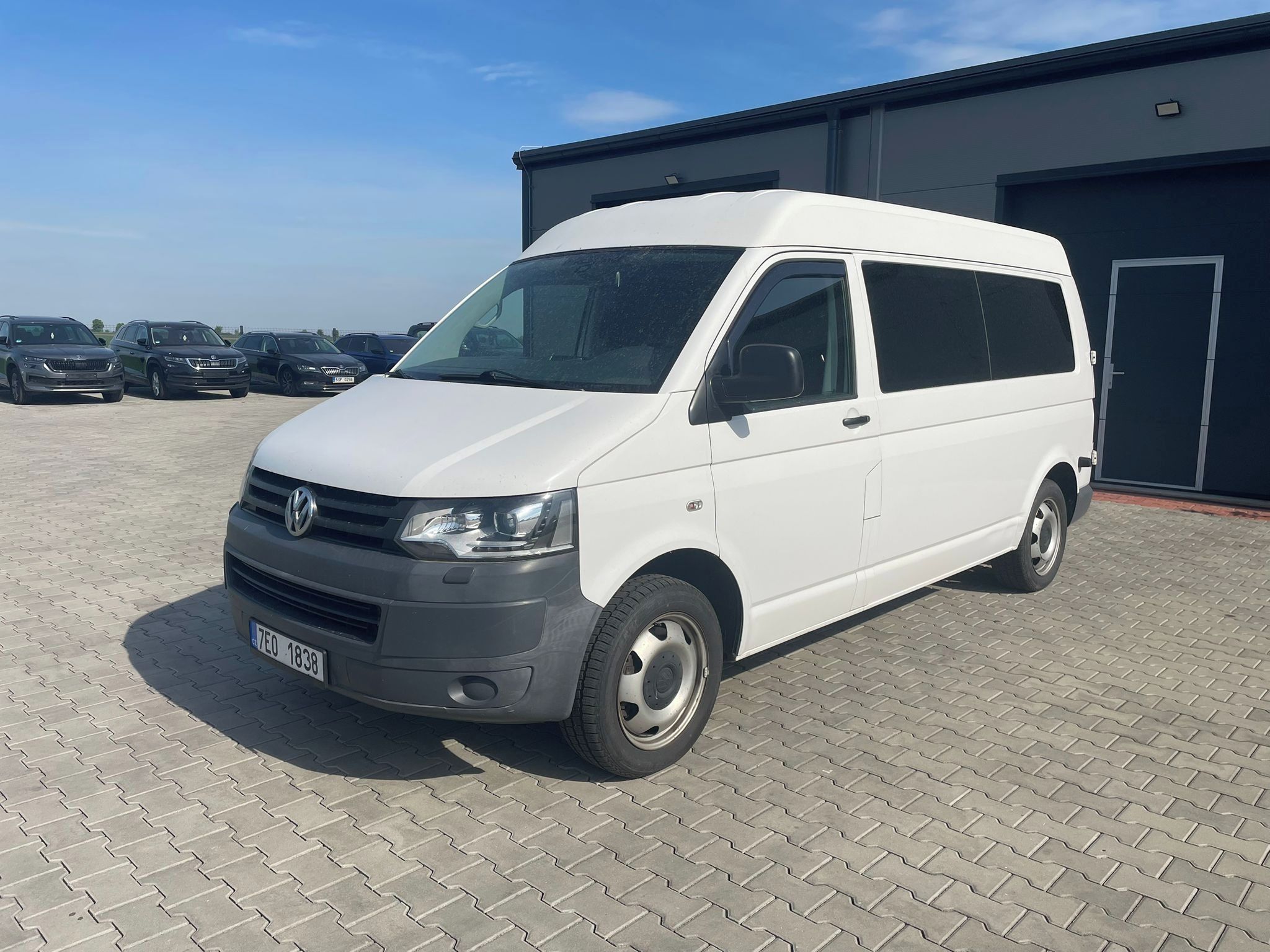 Volkswagen Transporter, 2.0Tdi 132kw,4x4,xenony,5míst - fotka 2