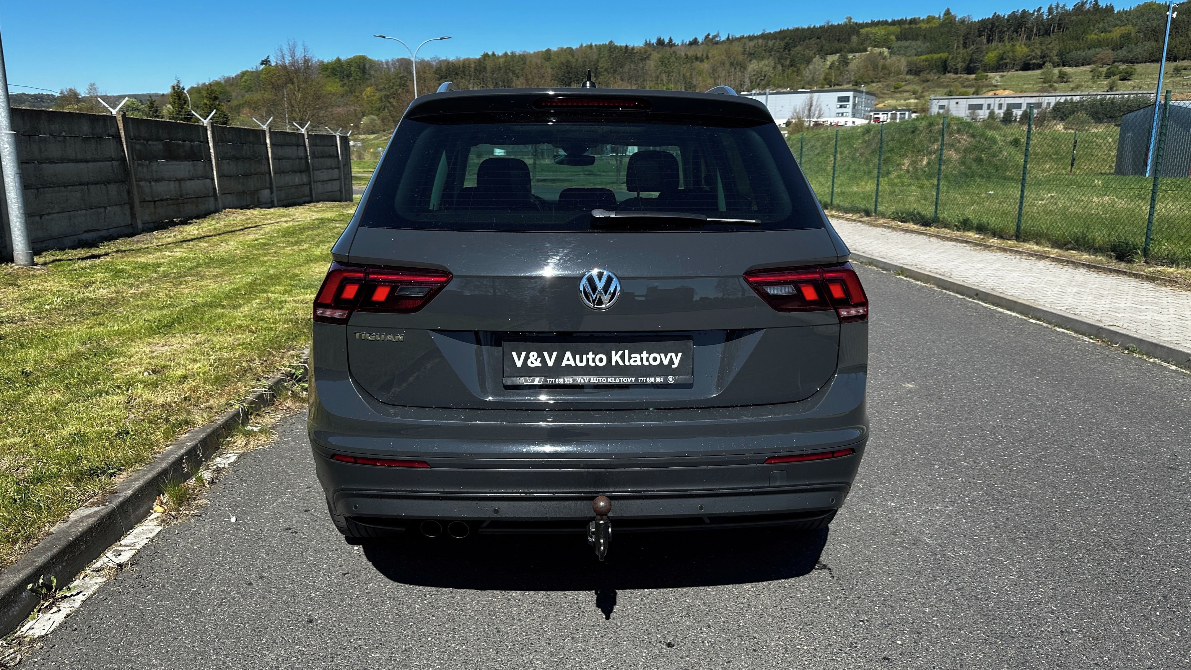 Volkswagen Tiguan, 2.0 TDI pano, NAV, tažné - fotka 4