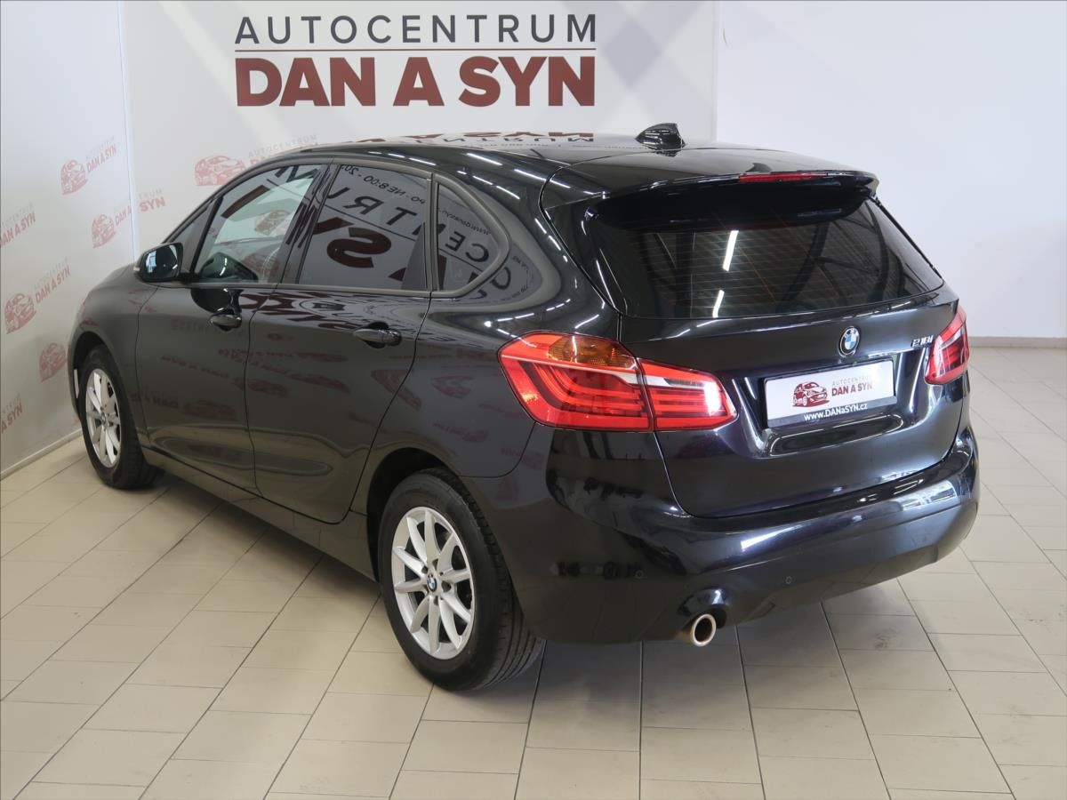 BMW Řada 2, 1,5 218i serv. historie, TOP - fotka 6