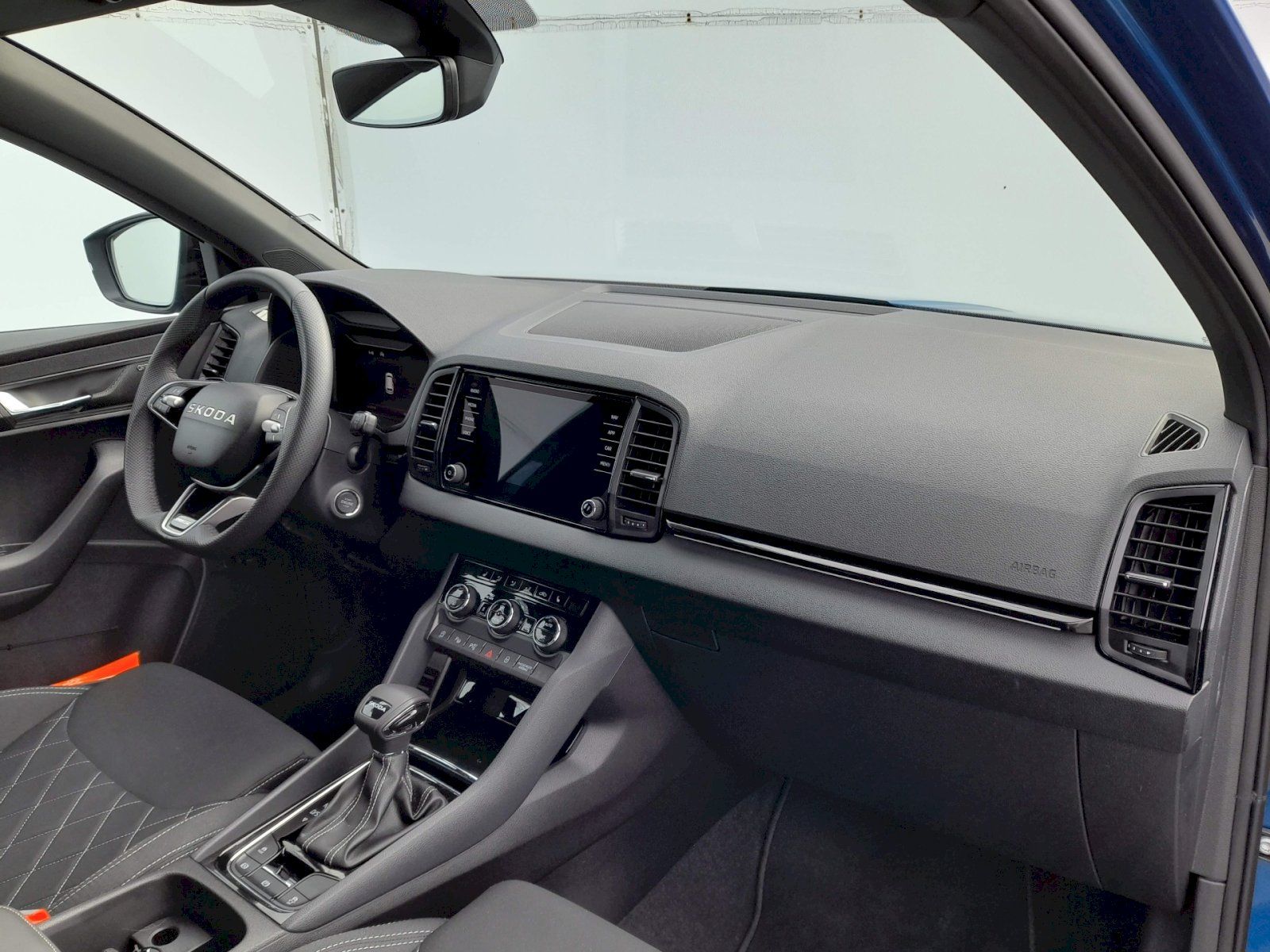 Škoda Karoq, Sportline 1.5 TSI 110kW 7AP - fotka 6